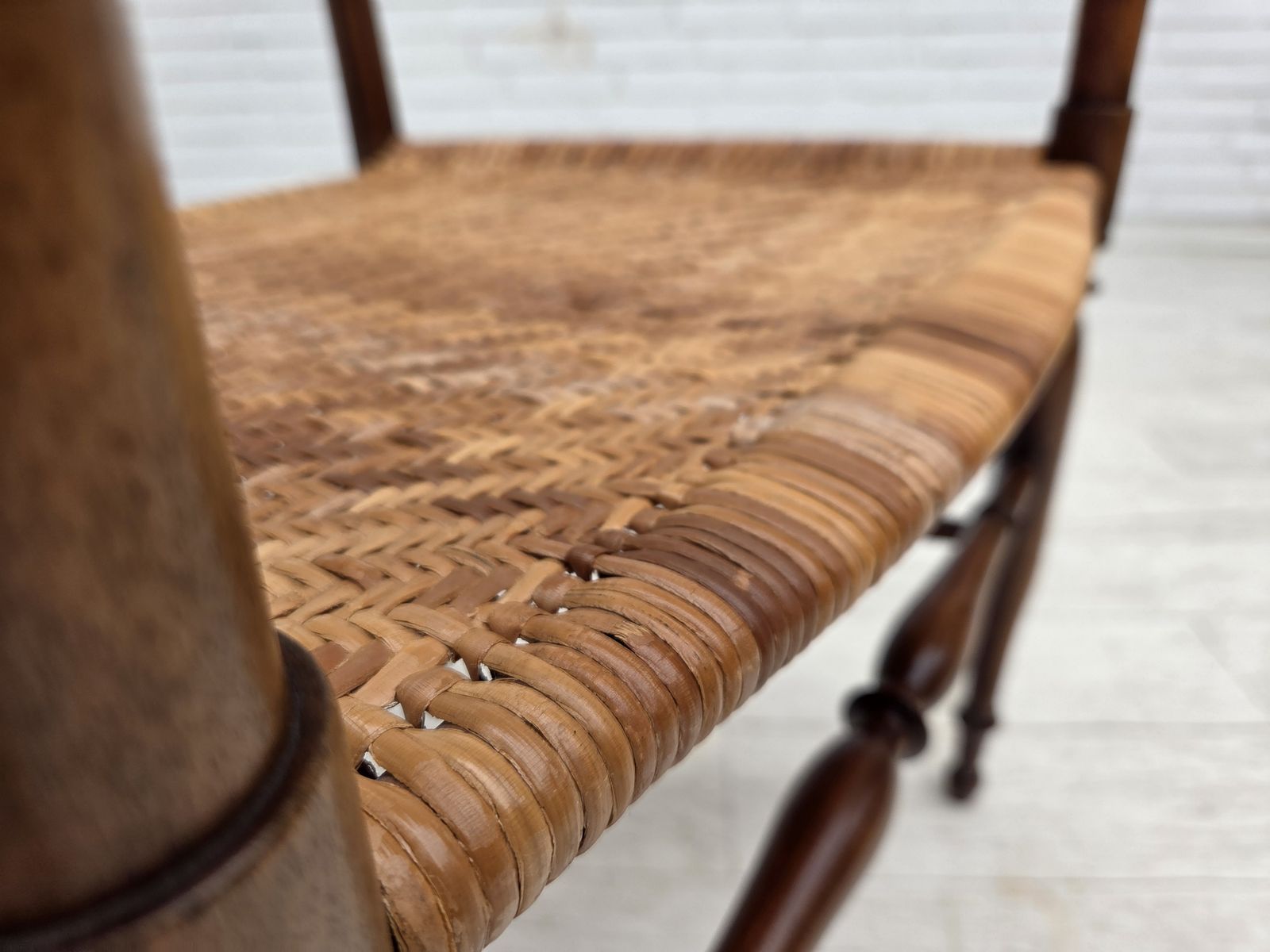 photo for sale 1970s, Italian Design By Fratelli Levaggi, 2 Armchairs, Model "Campanino", Cherry Wood.