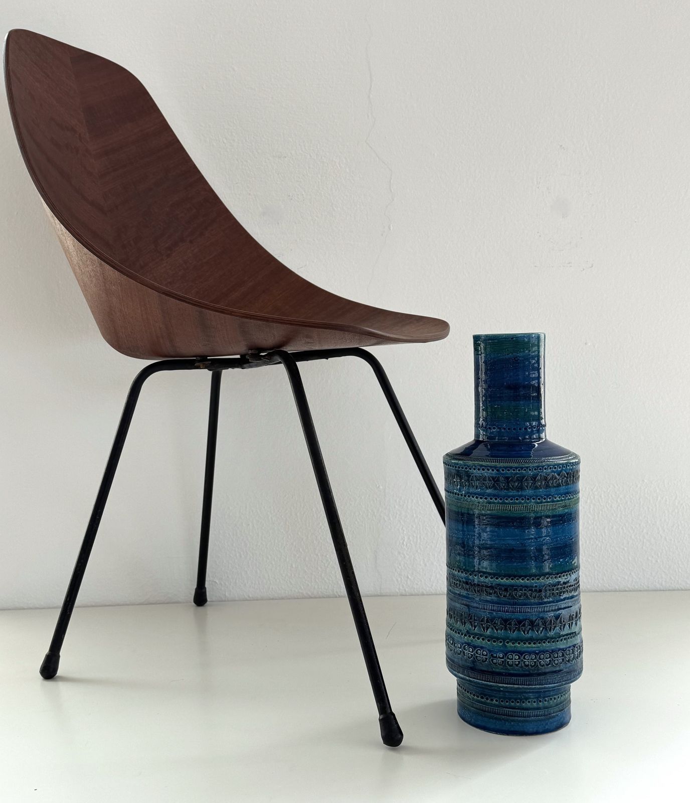 780.0 Aldo Londi Xl Vase In Rimini Blue Decor For Bitossi, 1960s photo