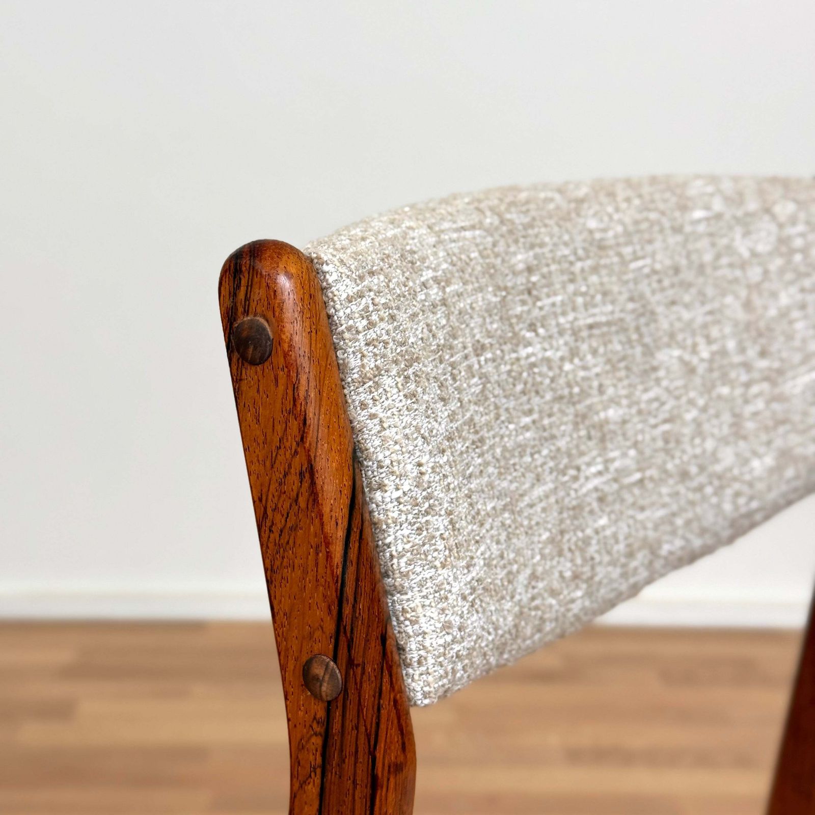 photo buy Set Of 6 Dining Chairs In Santos Rosewood By Erik Buch For Nova Stolefabrik