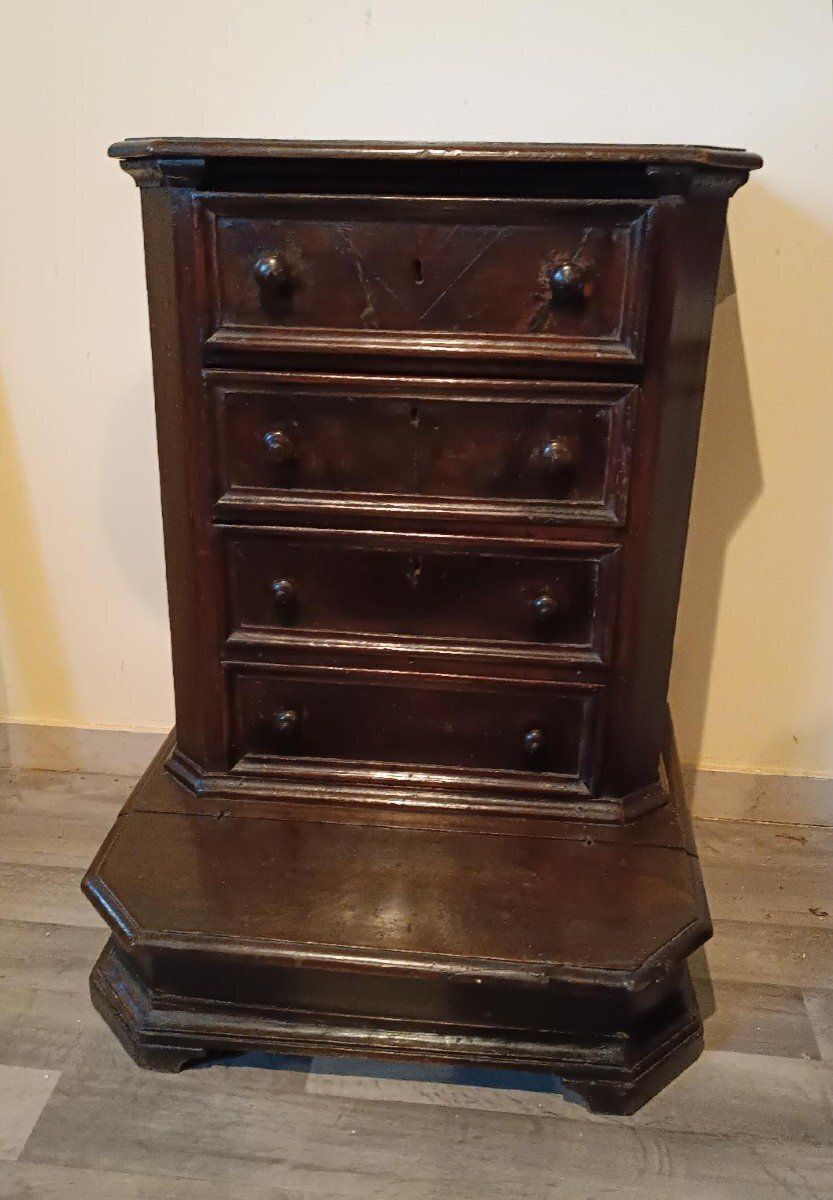 Antique 17th Century Walnut Kneeler With Drawers