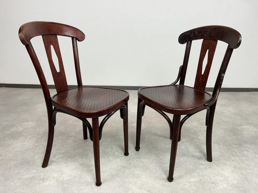 Set Of 4 Thonet Dining Chairs No.164 photo for sale