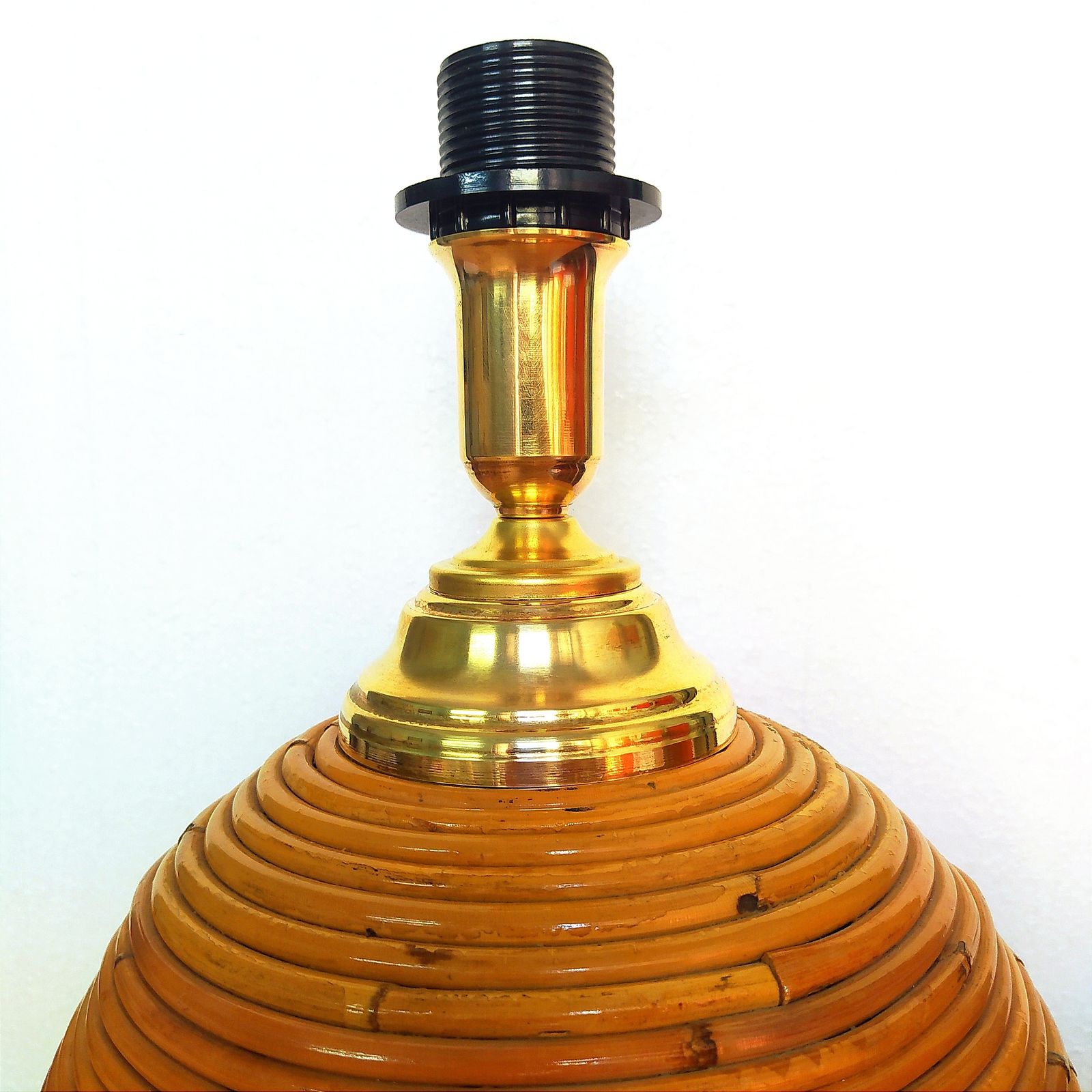1970's Large Orb Pencil Reed Table Lamp photo Lighting