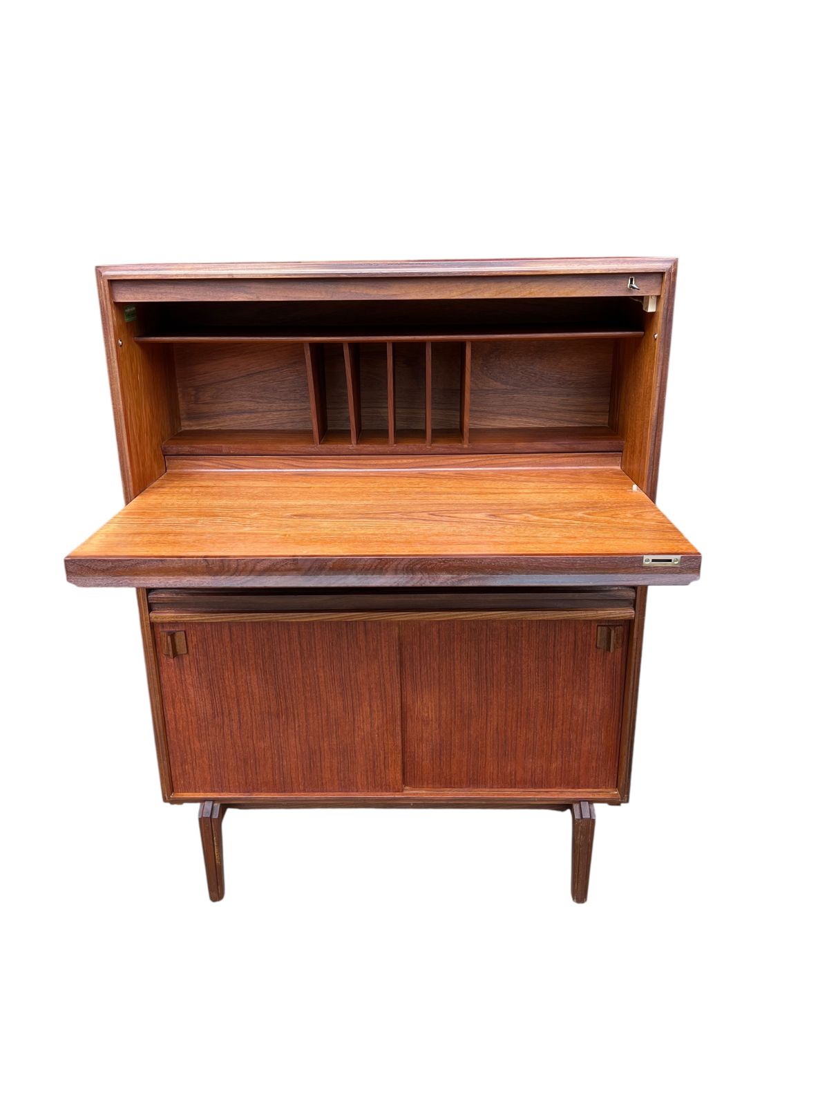 Mid Century Bureau By Robert Heritage For Beaver & Tapley photo for sale