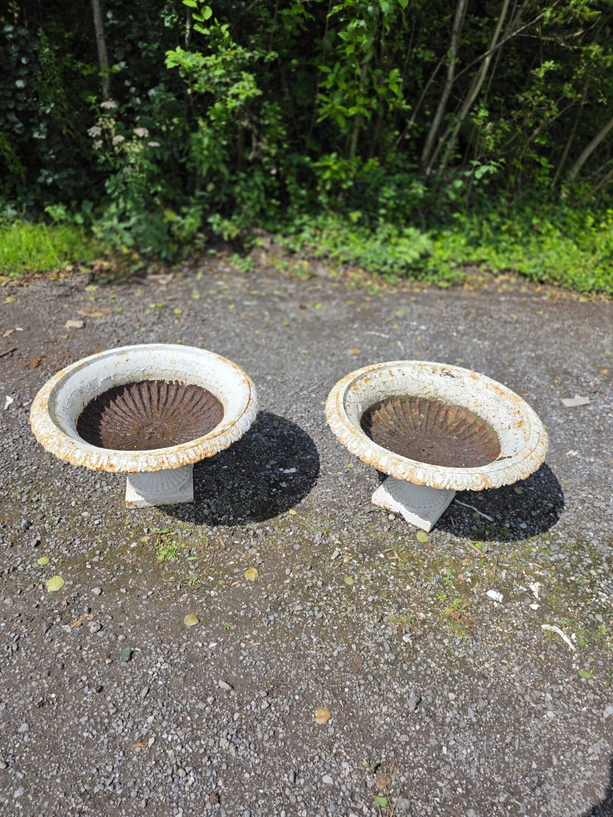 1870 Large Pair Of Victorian Cast Iron Tazza Urns photo Garden Decor