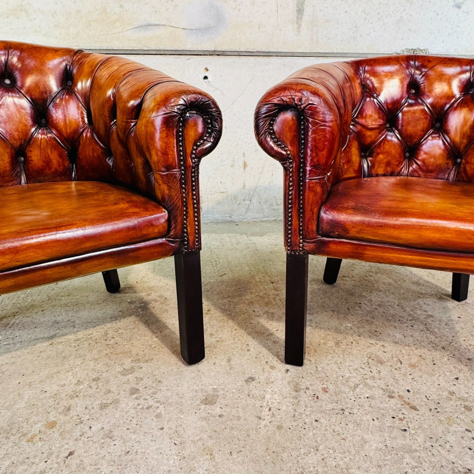 Pair Of Elegant English Made Vintage Chesterfield Tan Leather Tub Chairs #A671 photo buy