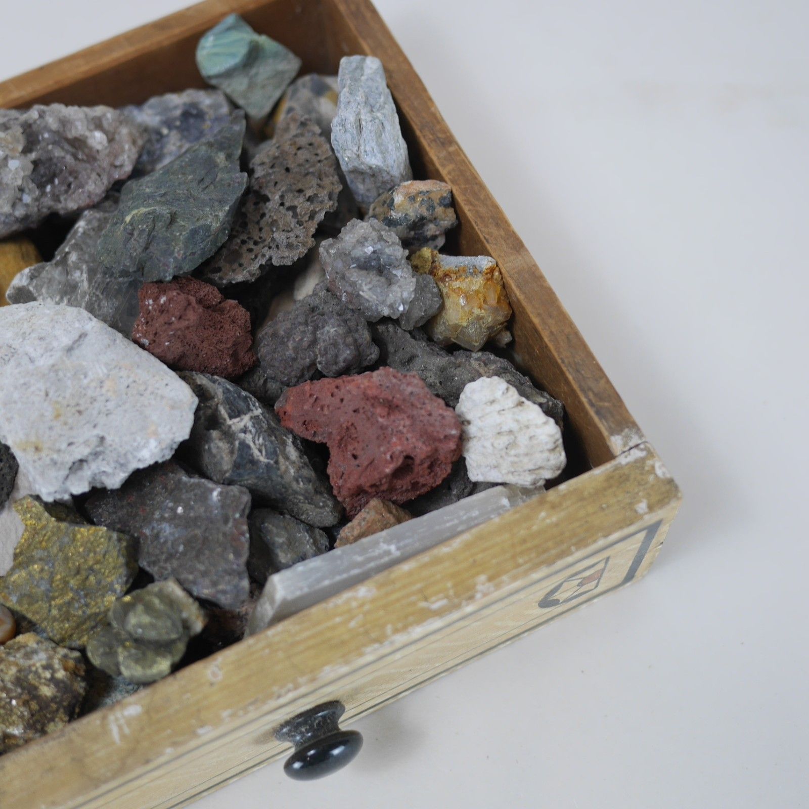 Home Decor Vintage Collection Rocks Geodes Minerals Stones Crystals Wood Drawer #102946 photo