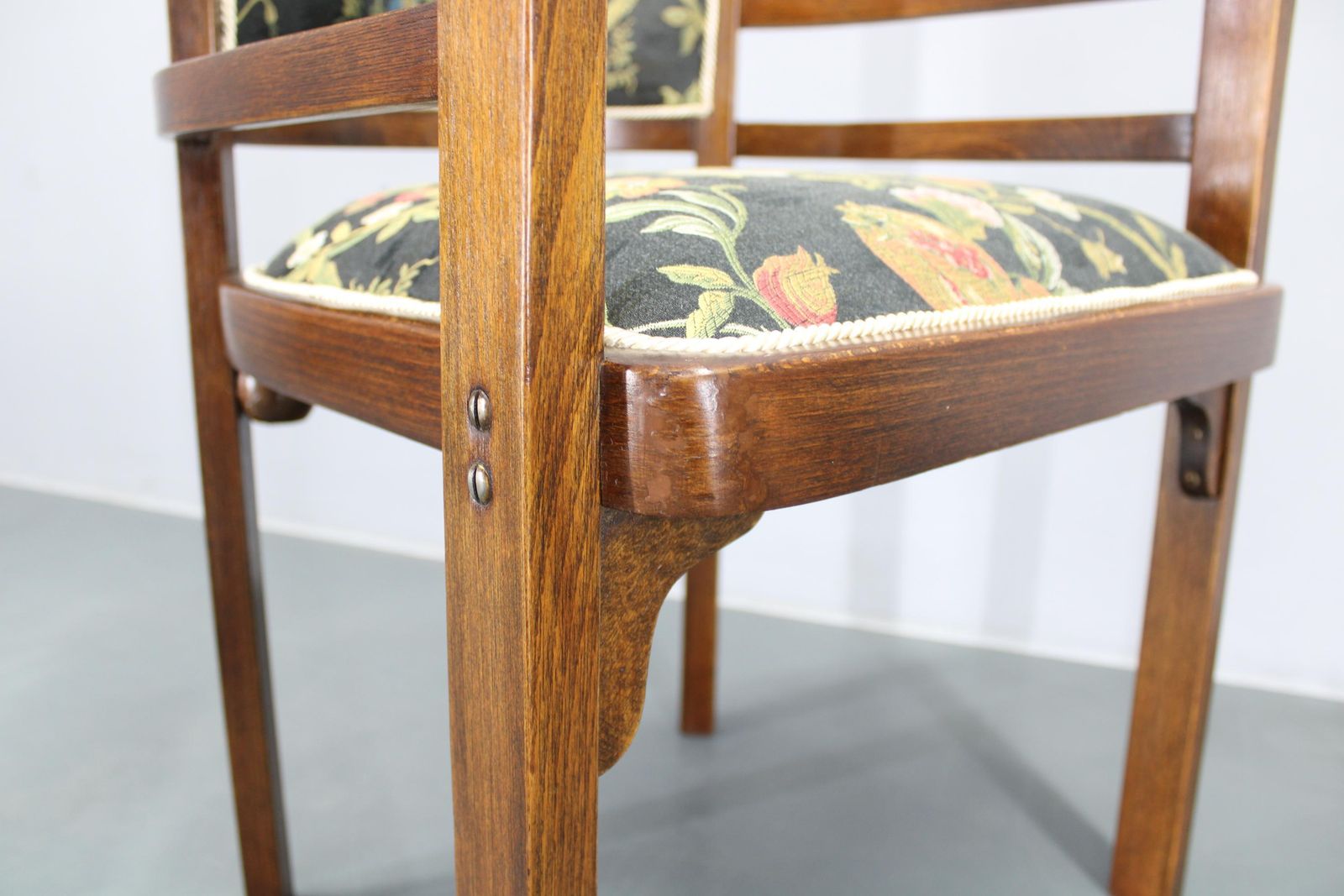 1405.0 1930s Thonet Restored Armchair, Czechoslovakia photo