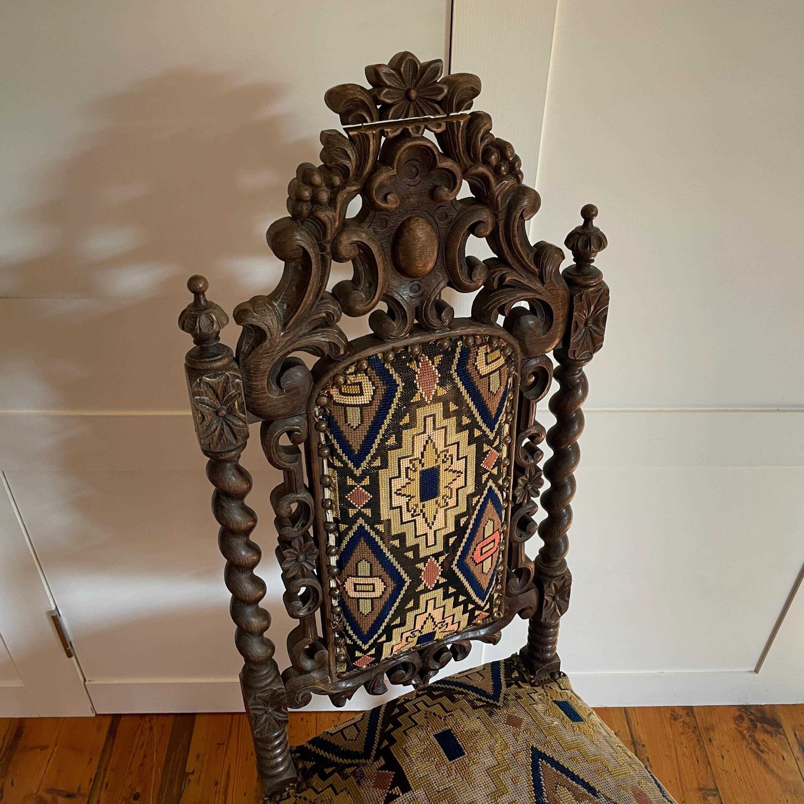 Antique Kilim Carpet Vintage Chair Seat Wooden Wood Vintage Patterned Fabric Nursing Hand Carved Bobble Legs Old Accent Slipper Handmade photo 335.0