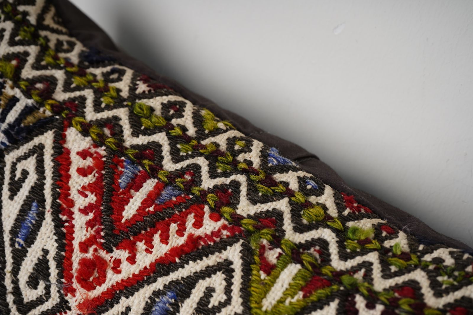Turkish Jajim Kilim Pillow Covers, Set Of 2 Striped Anatolian Tribal Cushion Cases  Organic Decorative Pair photo 100.0