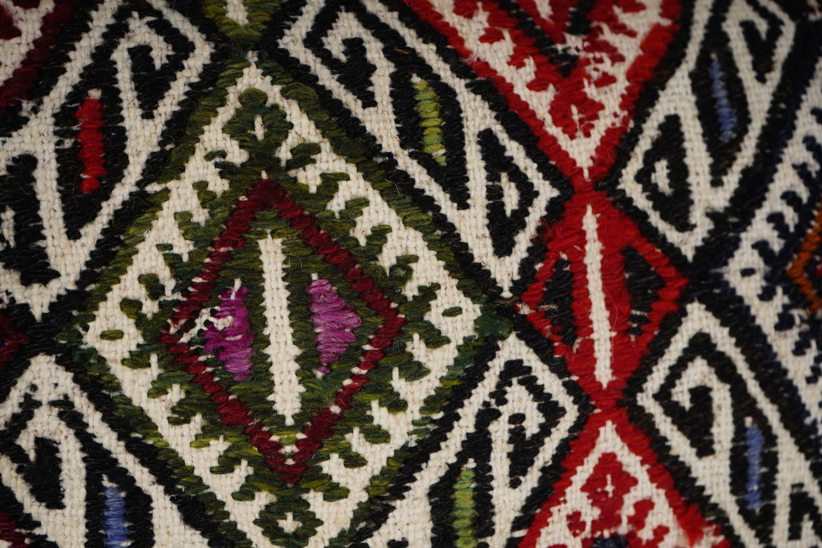 Turkish Jajim Kilim Pillow Covers, Set Of 2 Striped Anatolian Tribal Cushion Cases  Organic Decorative Pair photo vinterior