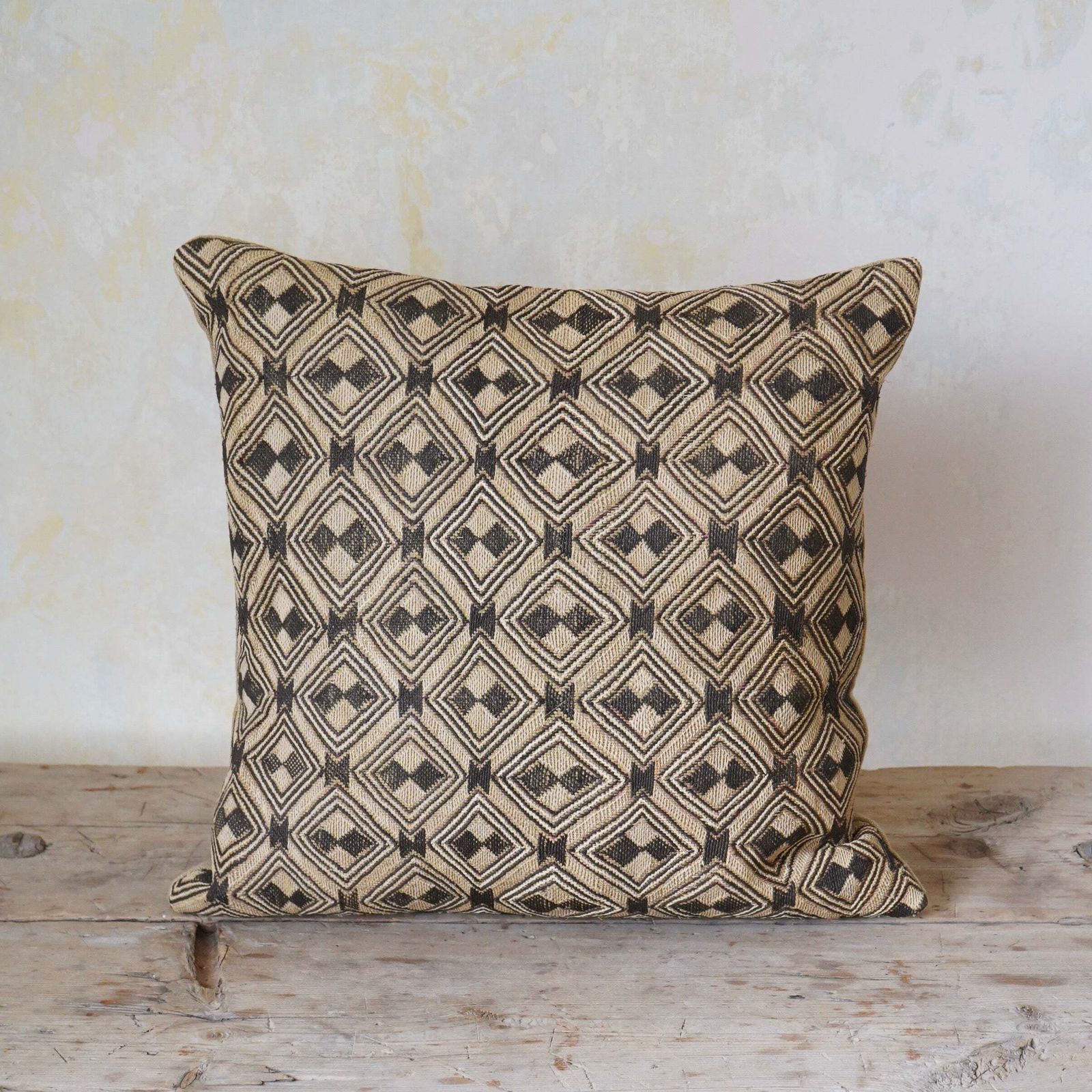 Kuba Cushion photo furniture