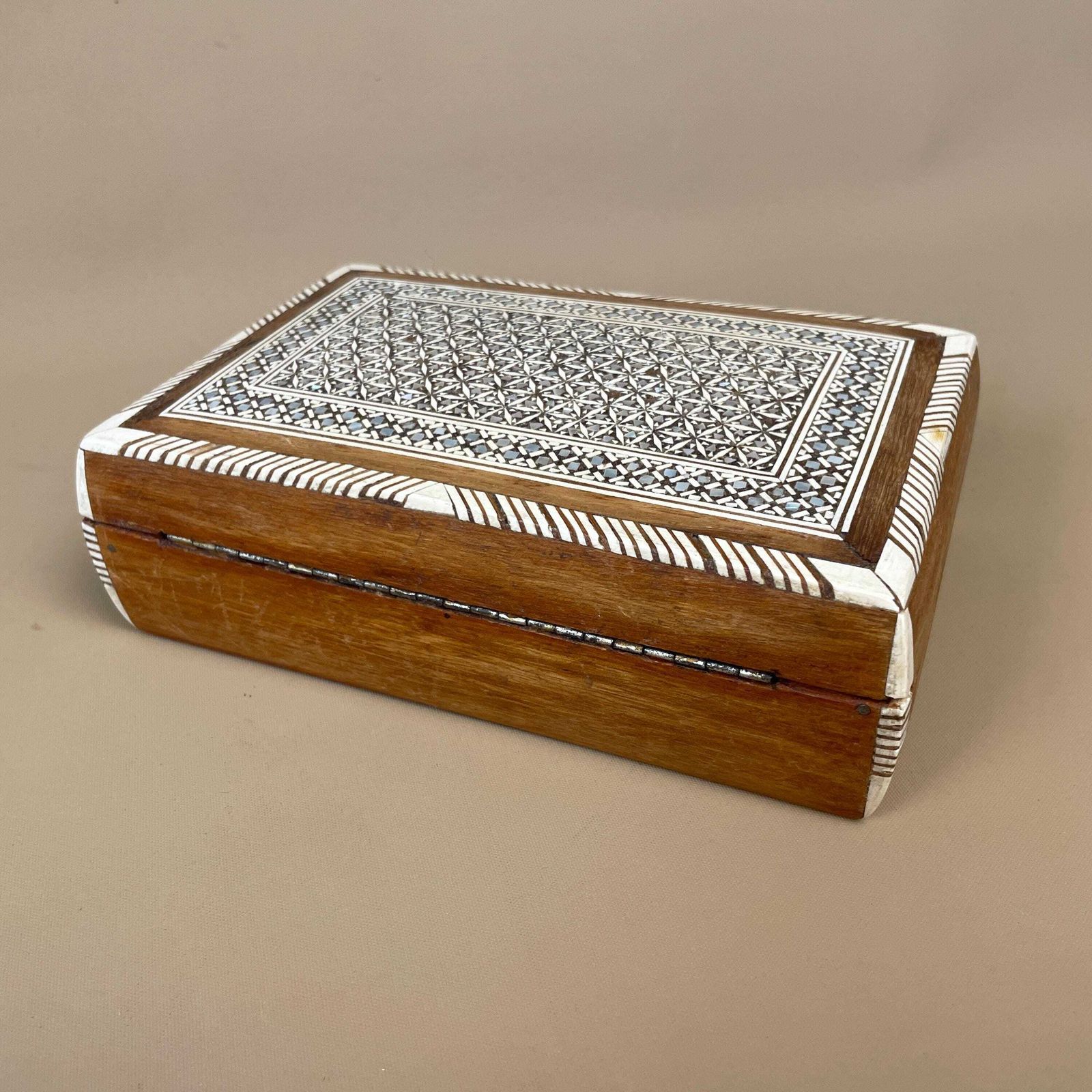 Vintage Wooden Mother Of Pearl Inlay Box Trinket Jewellery Indian Geometric Rectangular Rectangle photo vinterior
