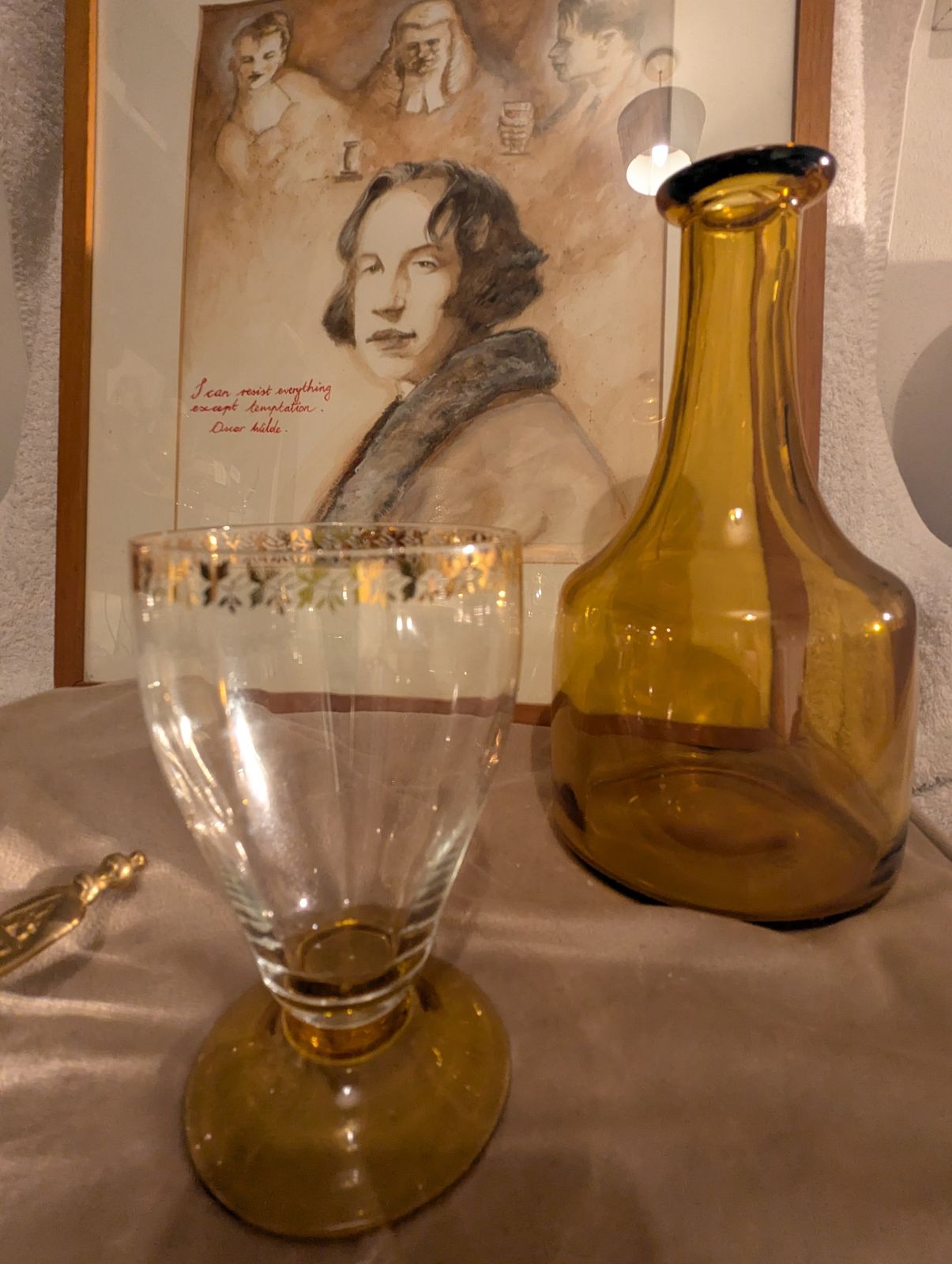 photo vinterior Oscar Wilde’s Emotional Geometry – Original Campion Artwork With Vintage Glass Salon Ensemble