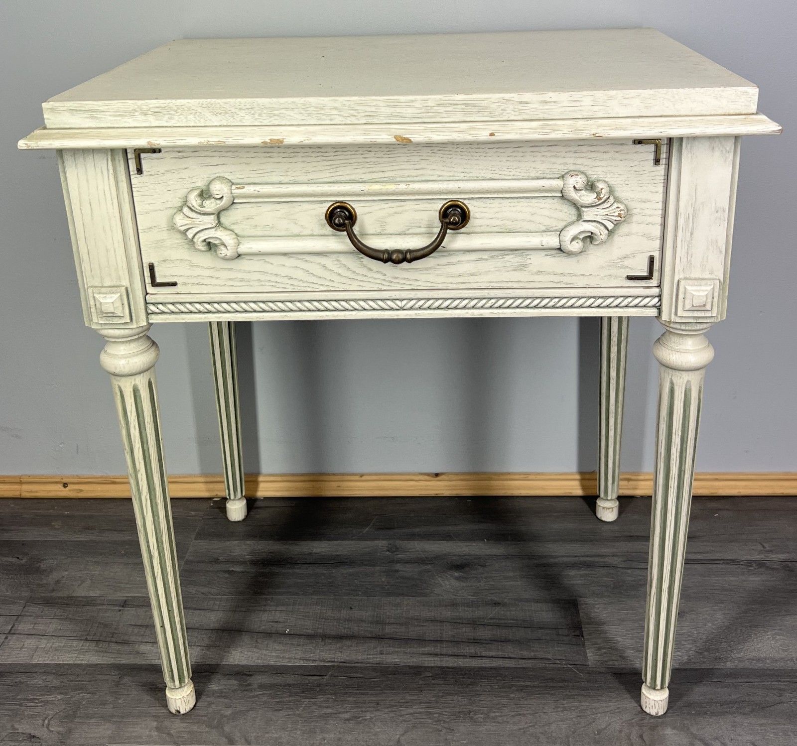 Bedside Table Vintage Carved Shabby Chic Painted Drawer Fluted Legs Lot 4042