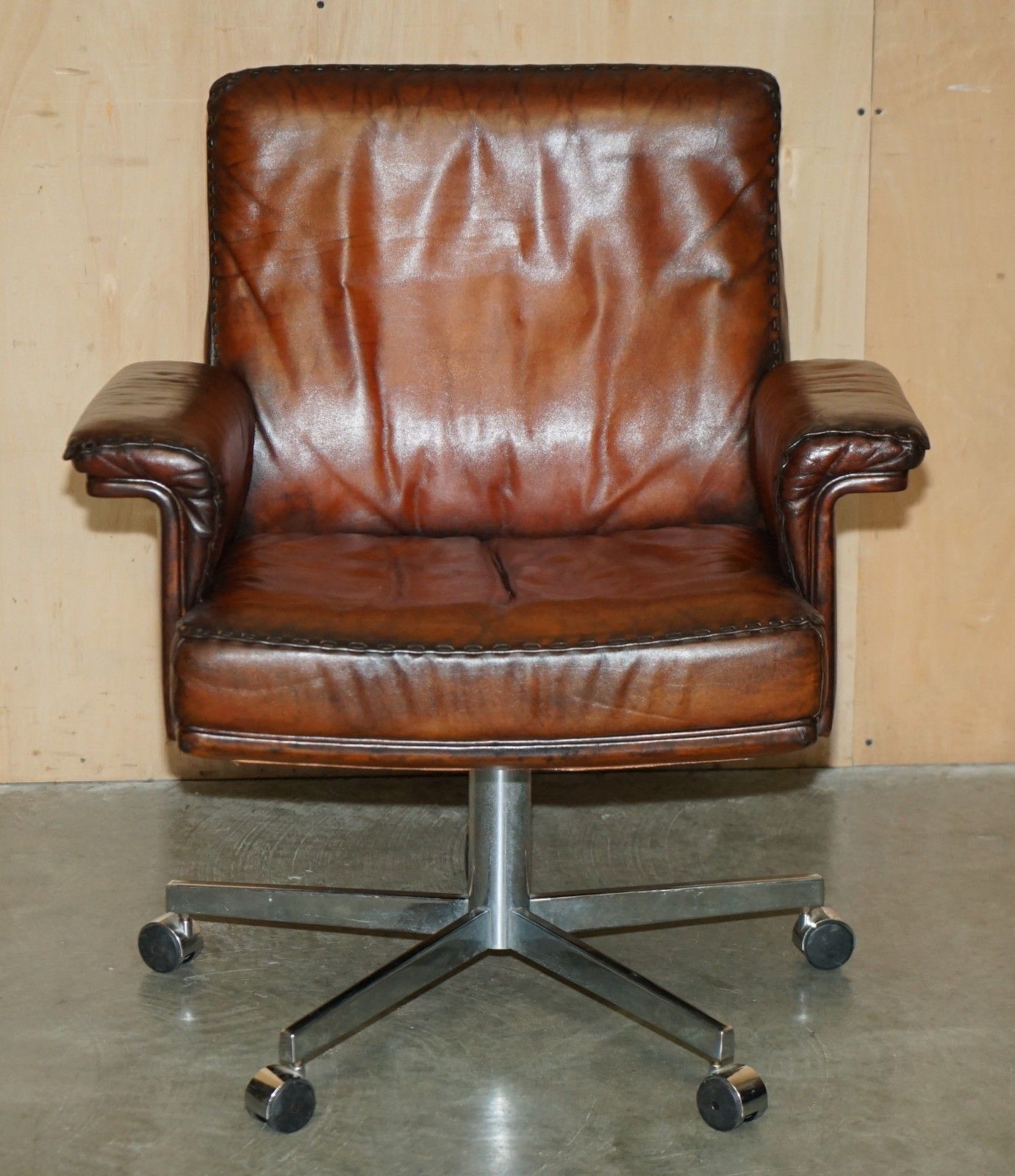 Restored Mid Century De Sede Ds35 Executive Swivel Directors Chair Brown Leather photo furniture