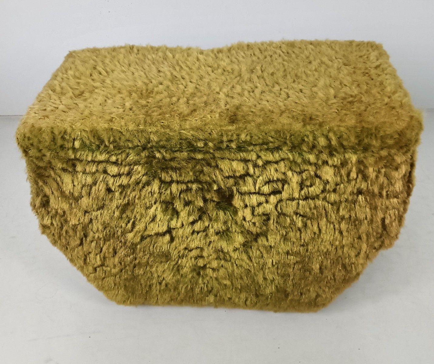 121.0 Antique Sewing Box Basket Worker Green Fabric White Plastic Quilting Knitting St photo
