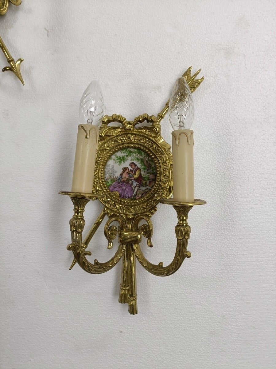 Gorgeous Pair Of Wall Sconces Lights Lamps Bronze Medallions Limoges Fragonard W photo vintage