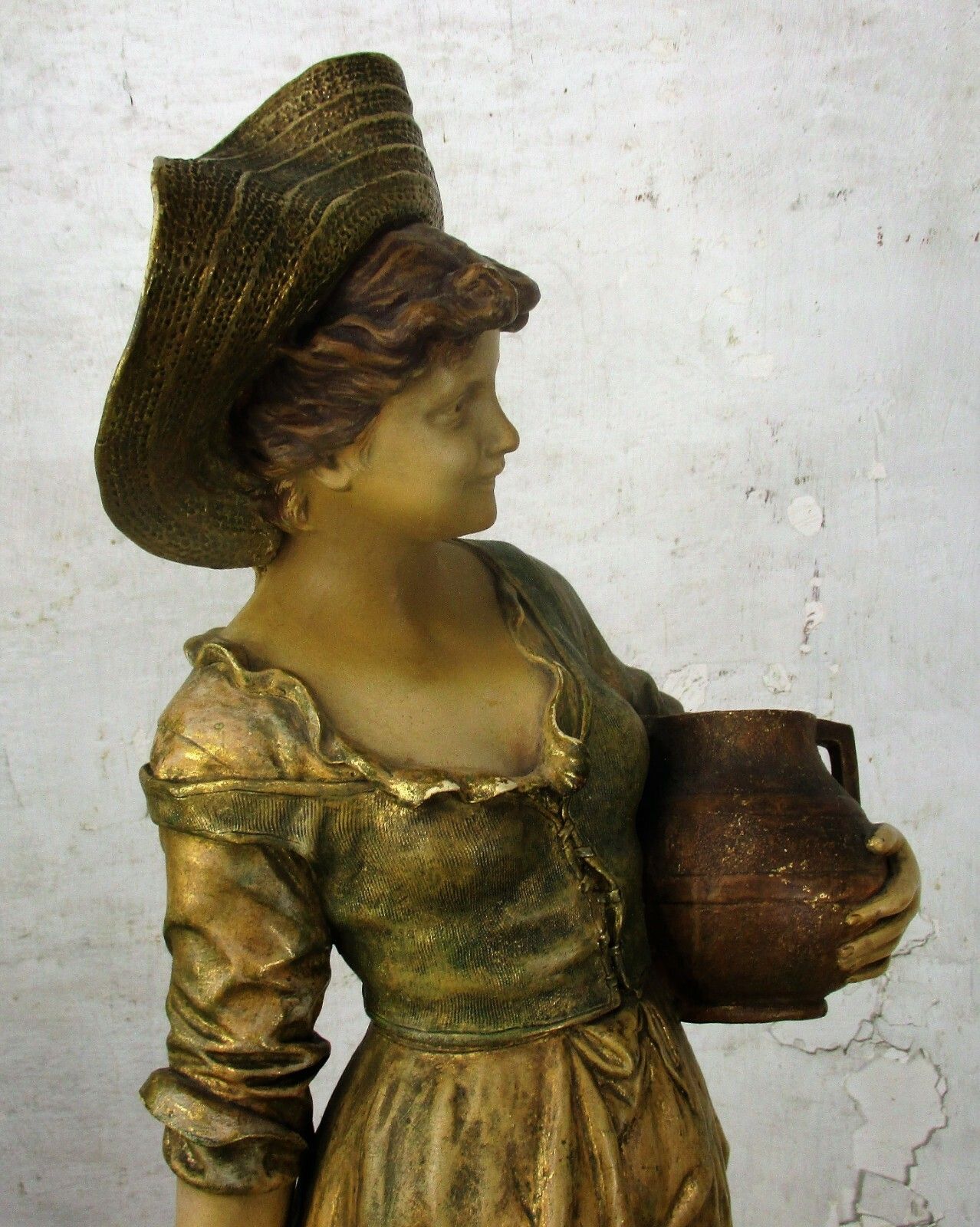 Statue Goldscheider Signed E. Tell Terracotta Water Carrier Jugendstil  Antique photo vinterior