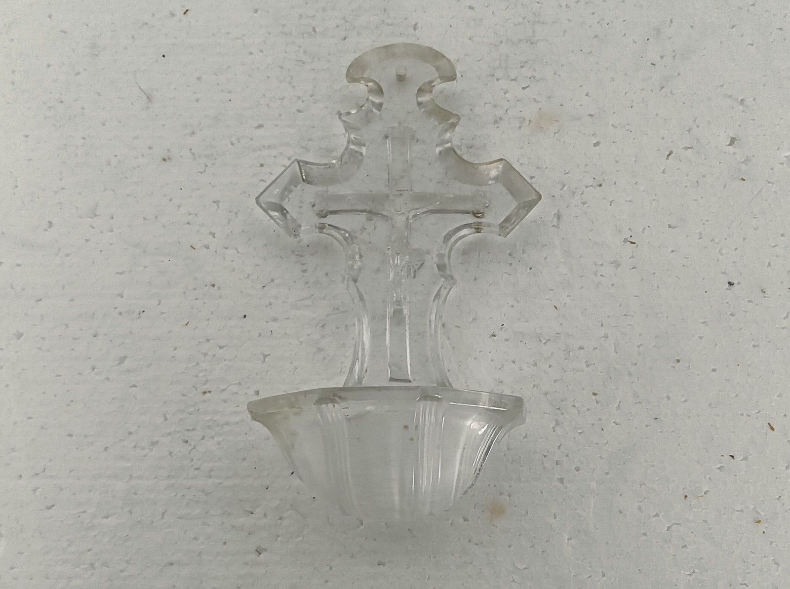 Lovely Vintage  Antique Holy Water Font Vessel Art Glass Crucifixion Wall Hangin