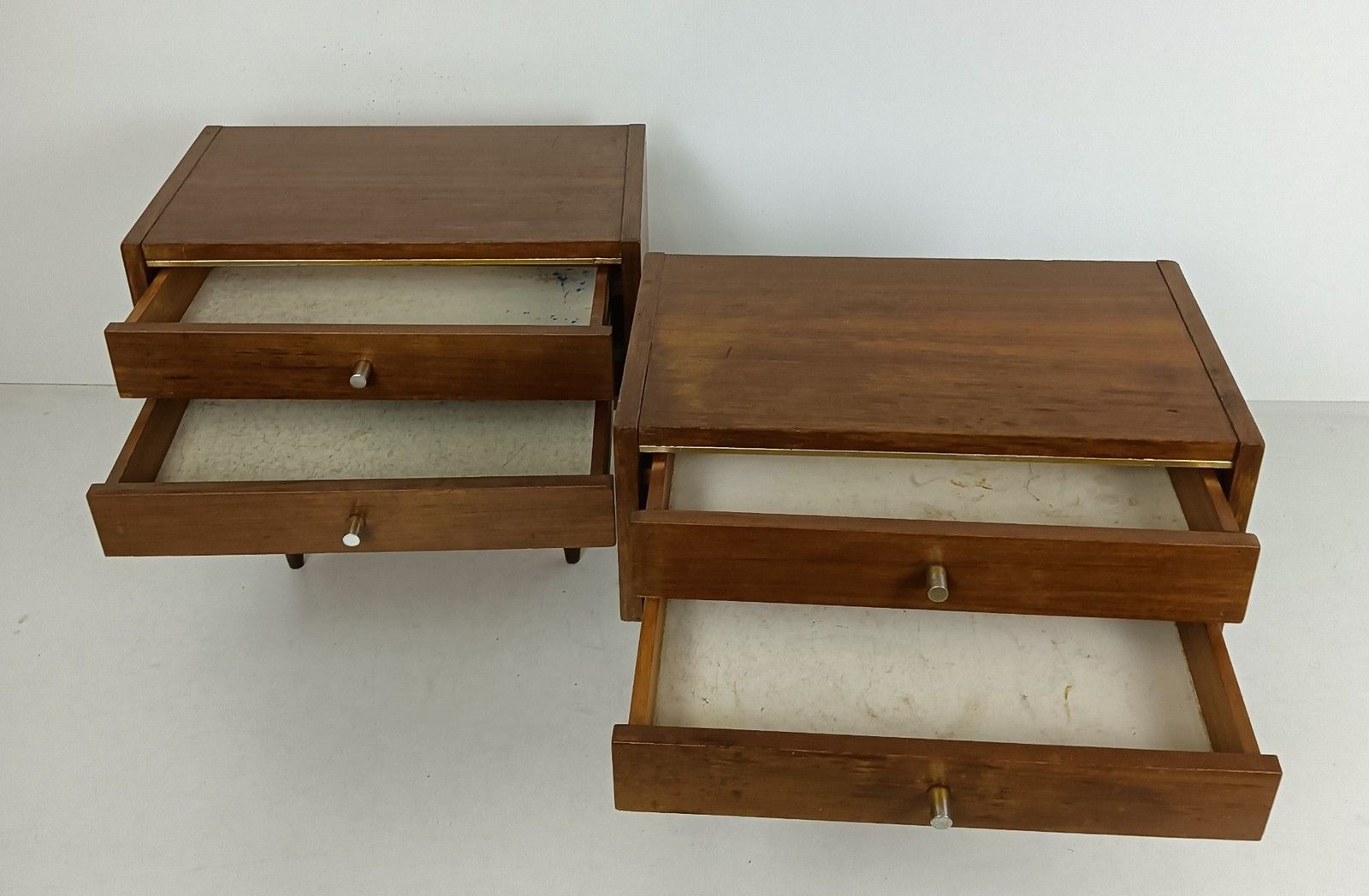 Pair Funky  Wooden Nightstands End Tables Bedroom Cabinets Retro Vintage Brown photo 567.0