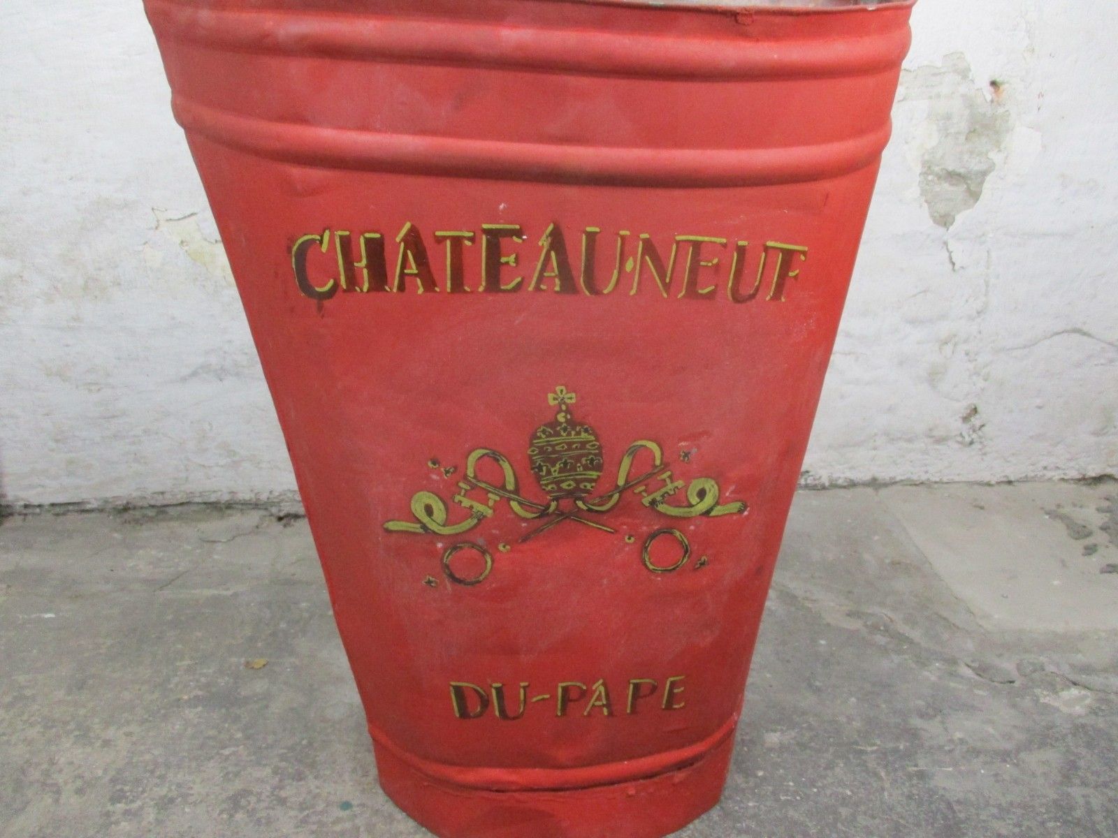 Red Antique French Châteauneuf Du Pape Grape Hod France Vineyard Htf  Collector photo furniture