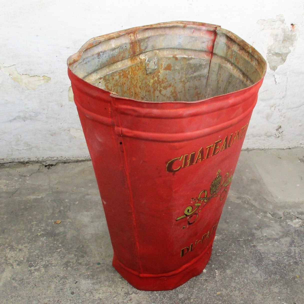 Red Antique French Châteauneuf Du Pape Grape Hod France Vineyard Htf  Collector photo for sale
