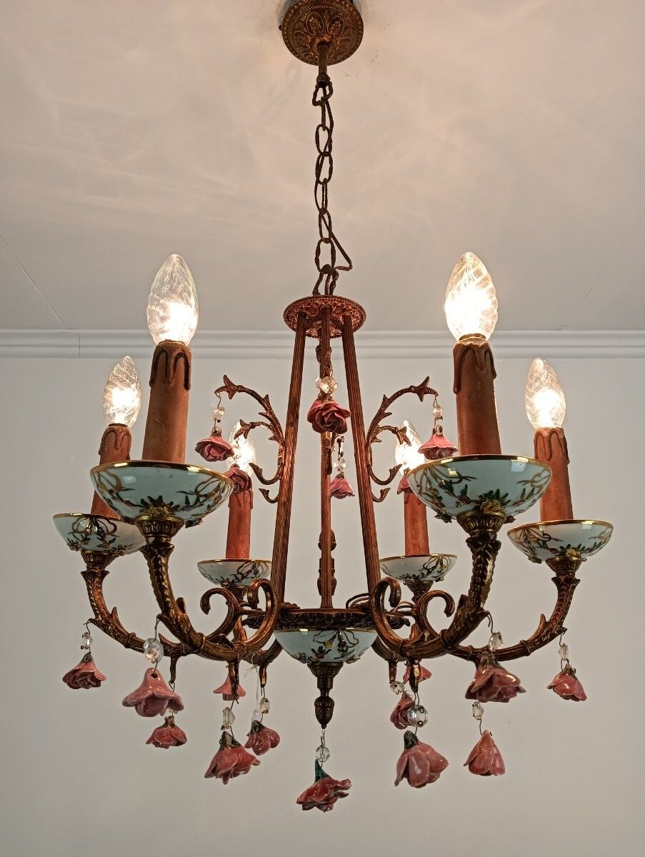 487.0 Lovely Italian Chandelier Brass With Porcelain Pink Flowers Romantic 6 Lights VI photo