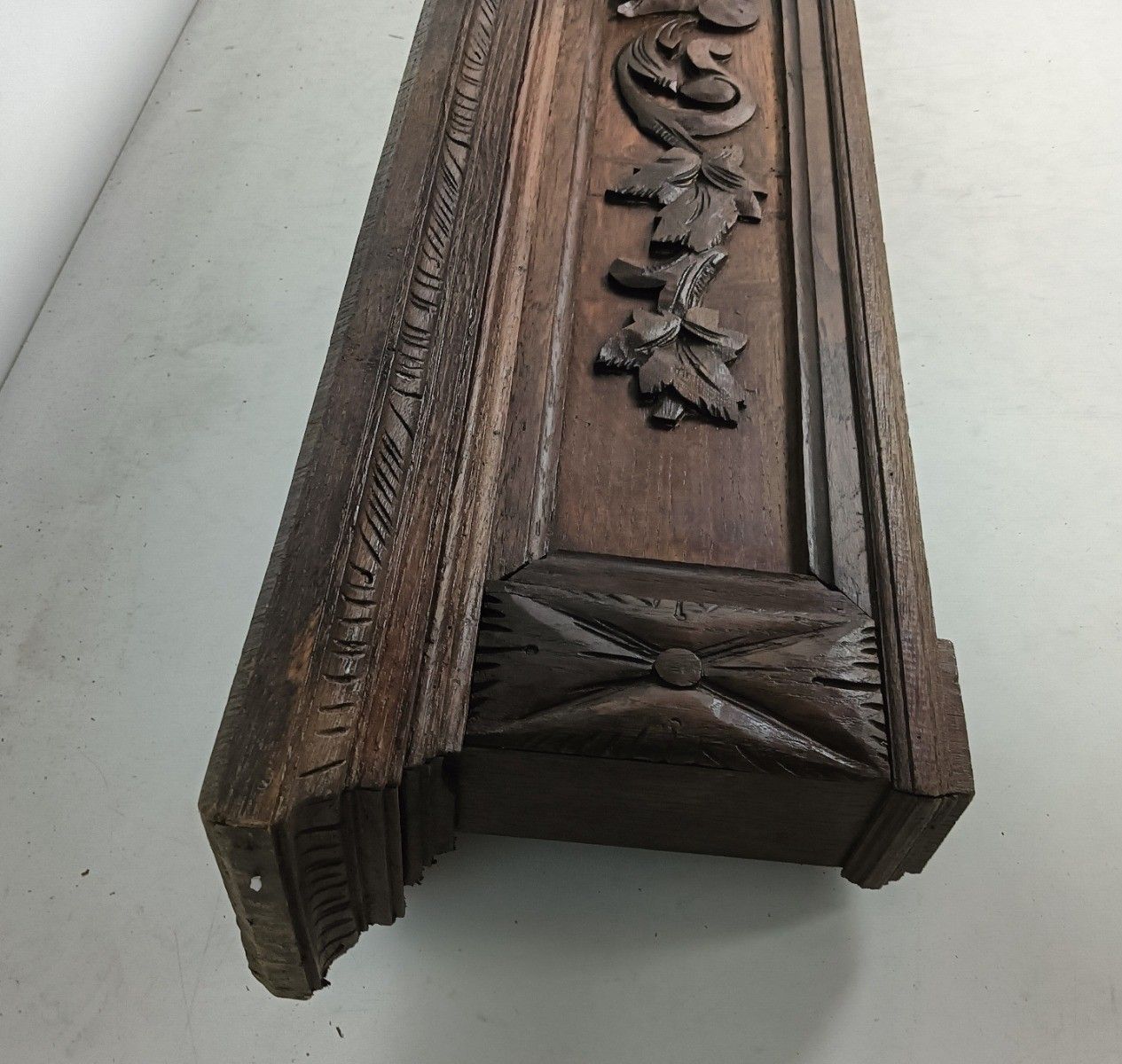 Stunning Ornate Hand Carved Wooden Antique Pediment Over Door Reclaimed Architec photo Home Decor