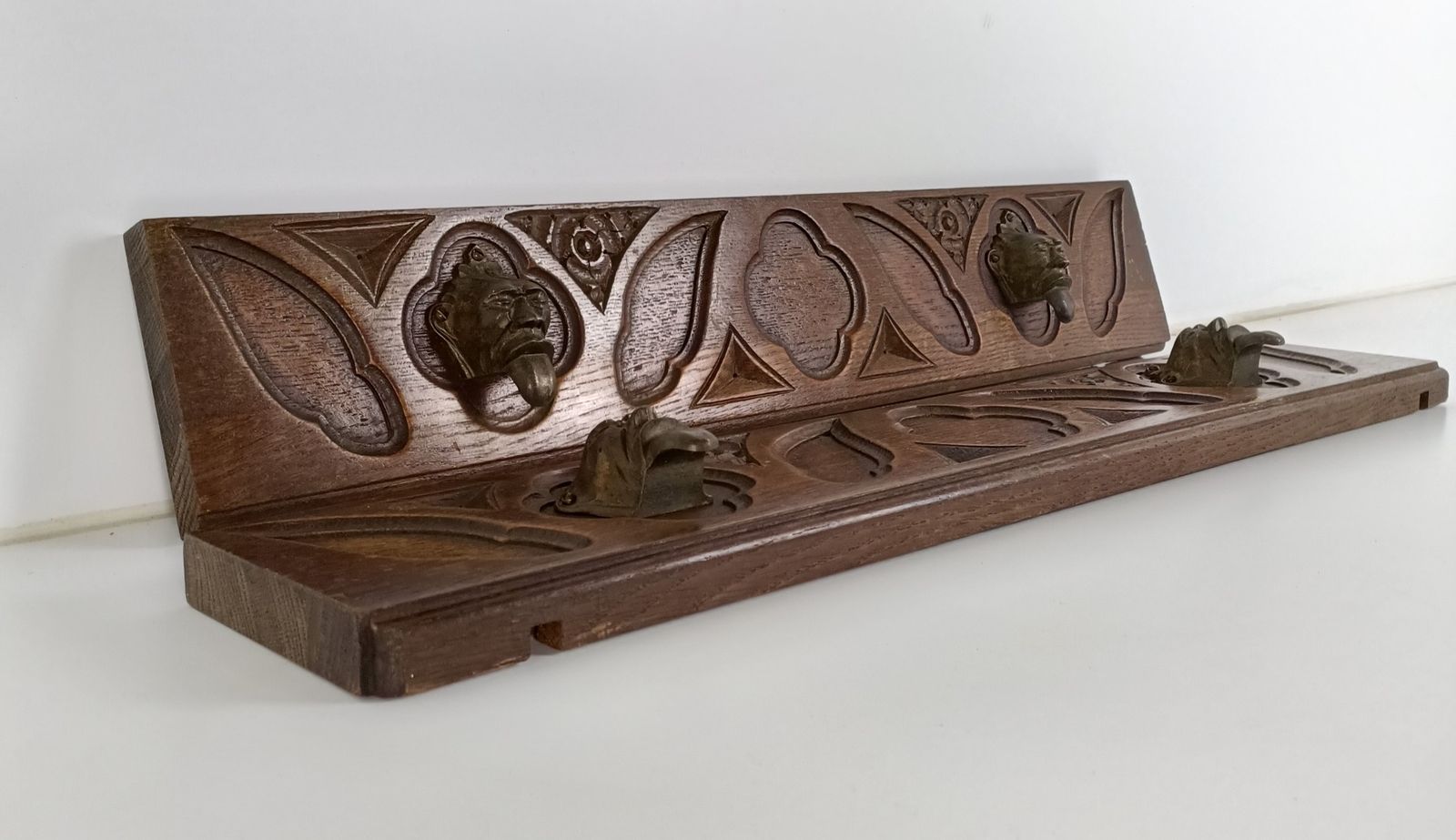 Antique  Gargoyle Pair Corbels Hand Carved Wood  Architectural Reclaimed Trims P photo vintage