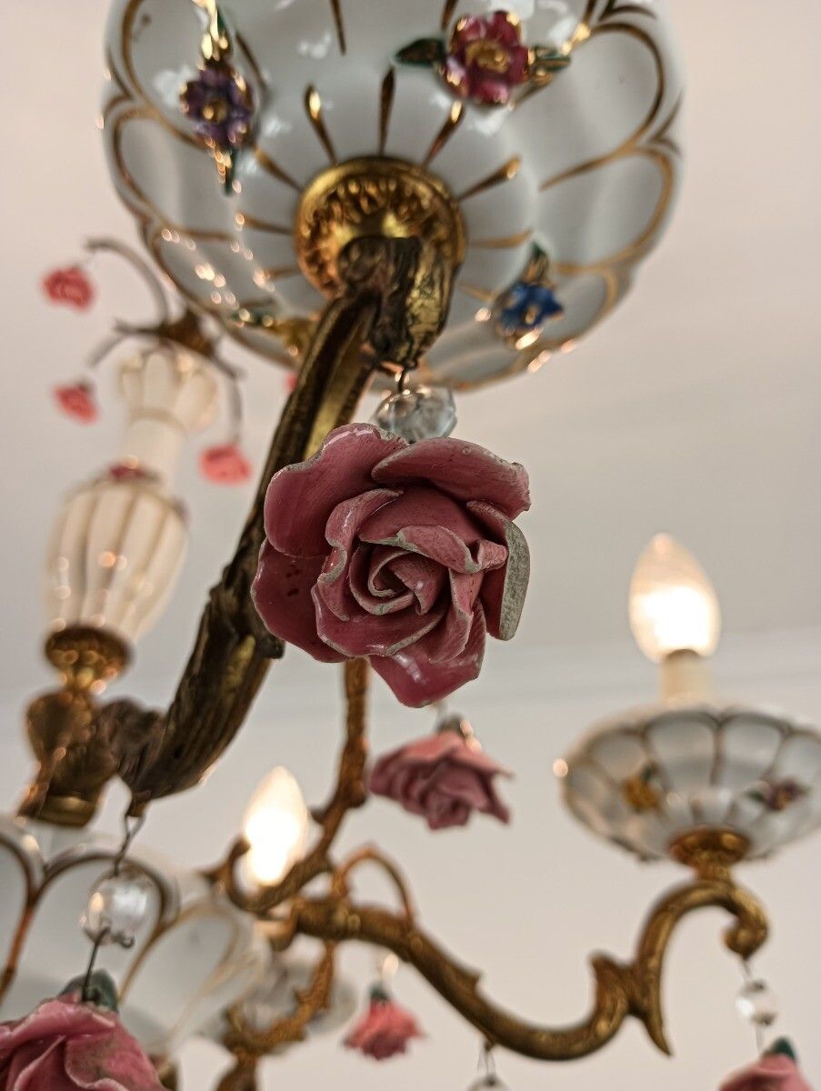 Italian Porcelain Brass Chandelier White Pink Small Flowers 6 Lights Arm Vintage photo 324.0
