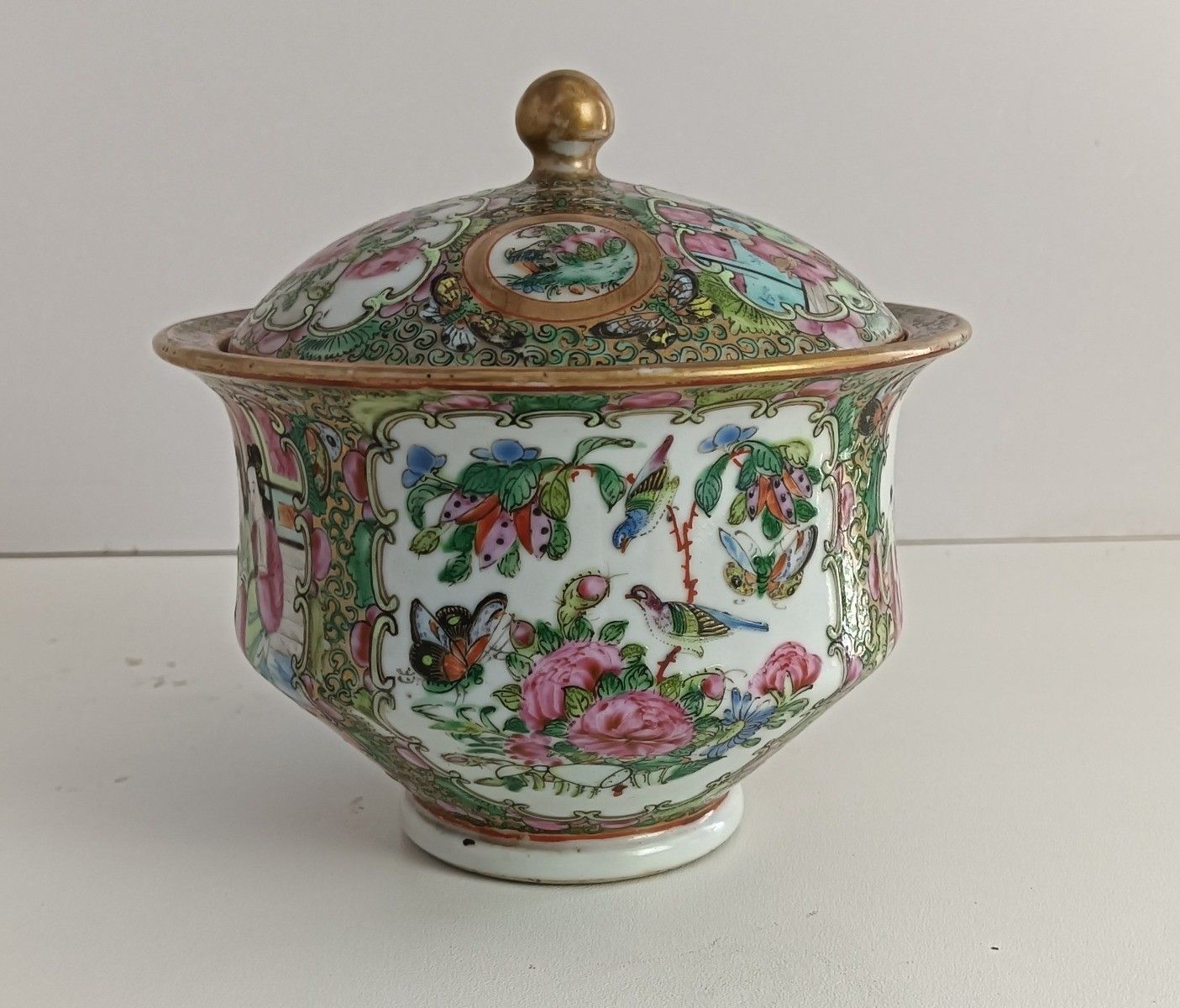 Antique Family Rose Chinese Bonbonniere Lidded Dish Small Urn Tureen photo vinterior