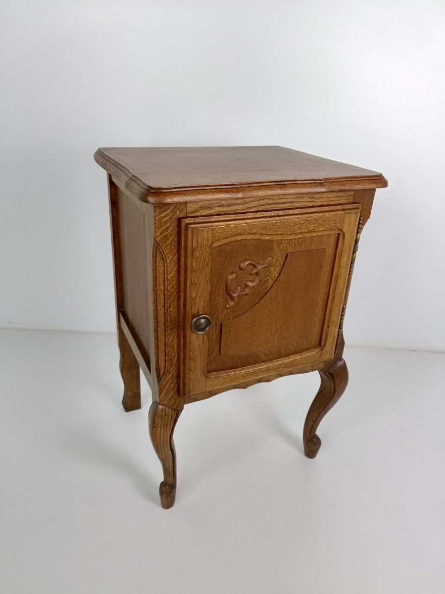 Nightstand End Table Dresser 50s Vanity Cabinets Louis XVI Style Louis XV Vintag photo furniture