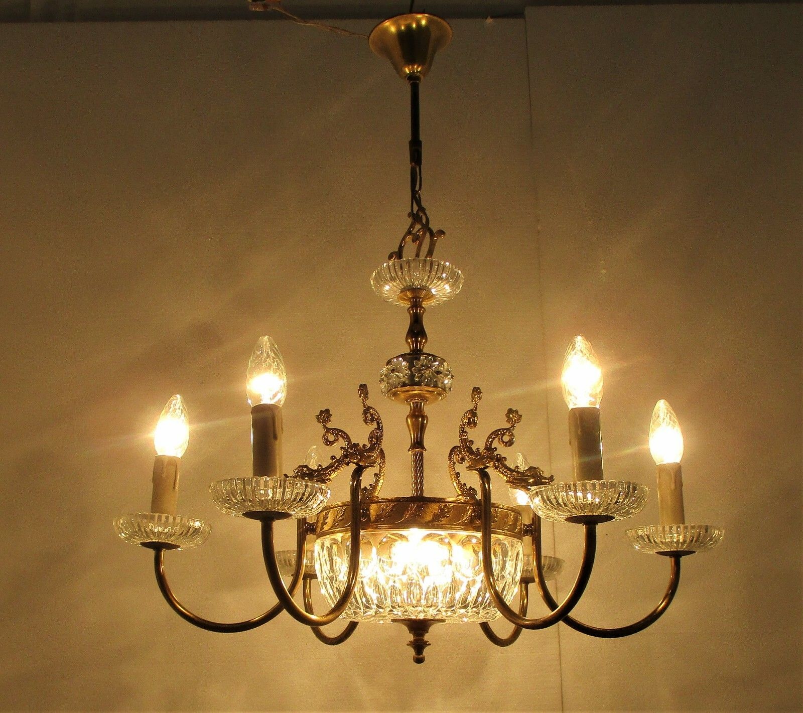 French Chandelier Ornate Brass Crystal Prisms Hollywood Regency Fish Wow 8 Light photo vinterior