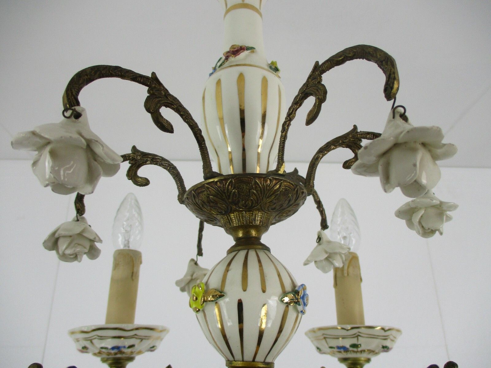 Capodimonte Style Chandelier 6 Arm Italian Porcelain Gorgeous Porcelain Flowers photo vinterior