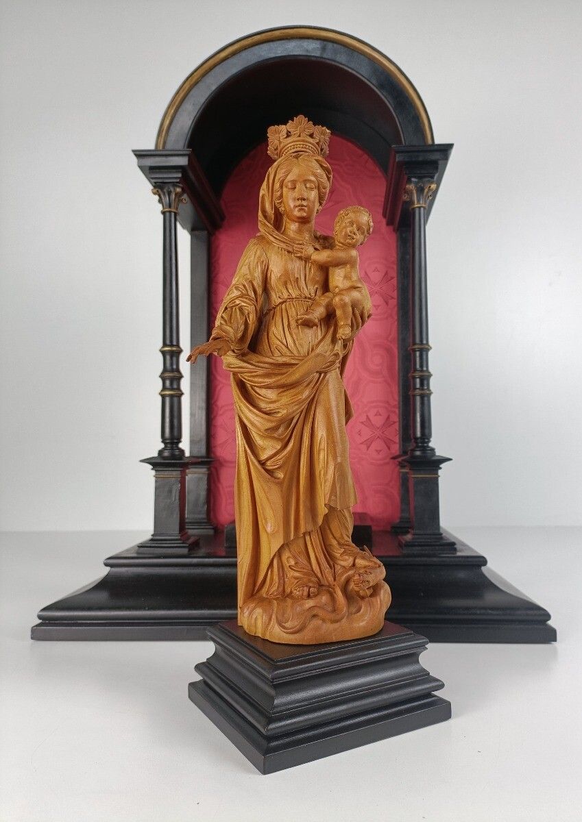 Black Lackered Antique Chapel Niche With Pillars Madonna Virgin Mary Statue Waln photo 810.0