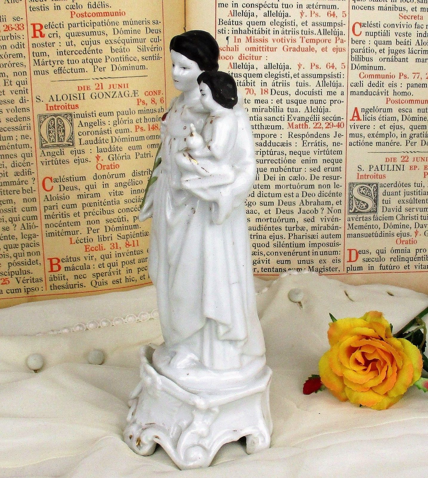 Antique 1900 Vieux Paris Porcelain  Statue H. Heart Virgin Mary Infant Jesus 9" photo 108.0