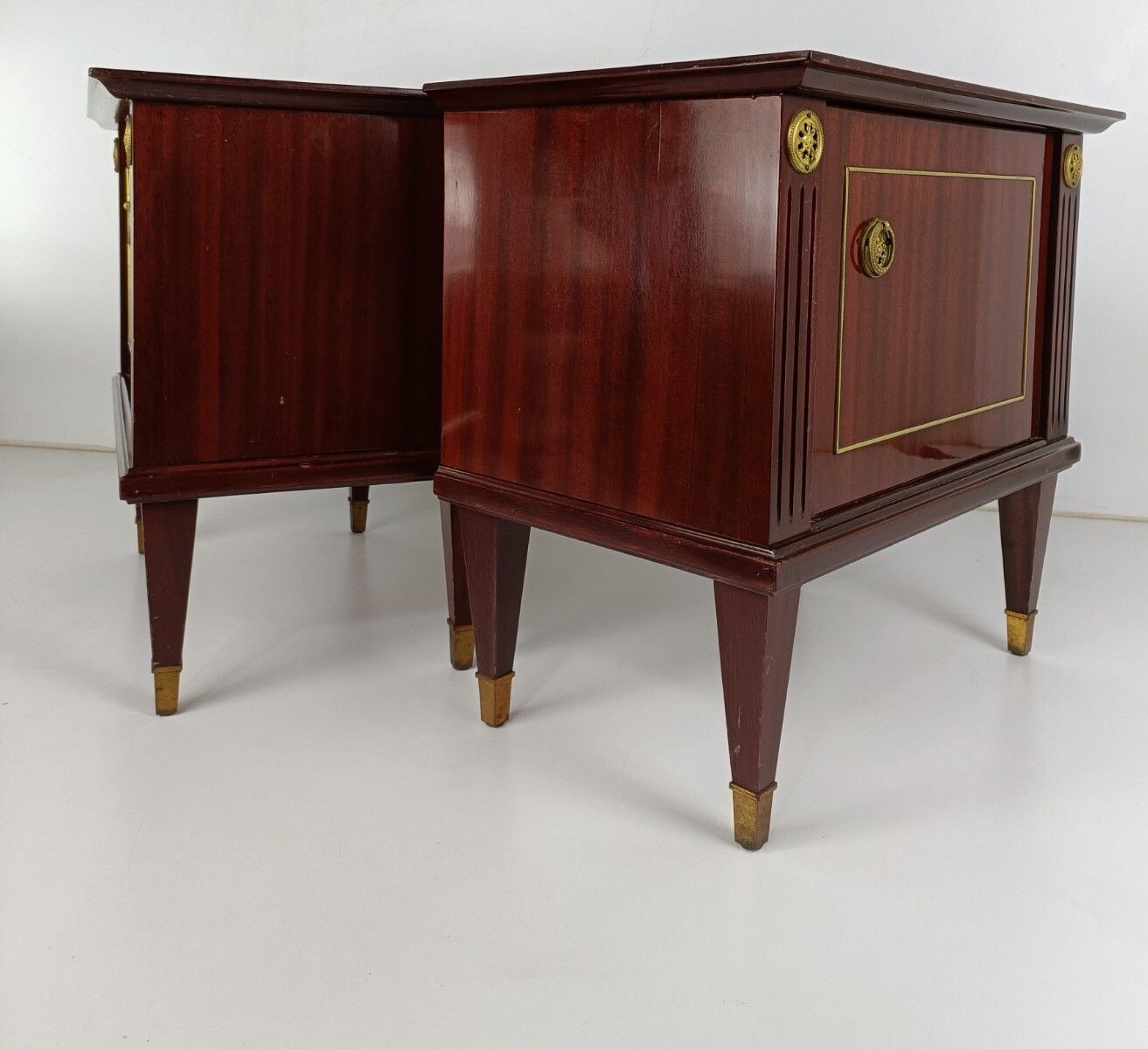 Pair Couple Vintage Nightstands End Tables Mid Century Modern Wood Modernist Ret photo vintage