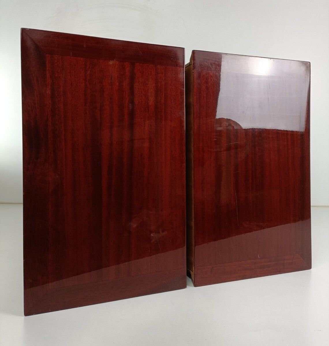 Furniture Pair Couple Vintage Nightstands End Tables Mid Century Modern Wood Modernist Ret photo