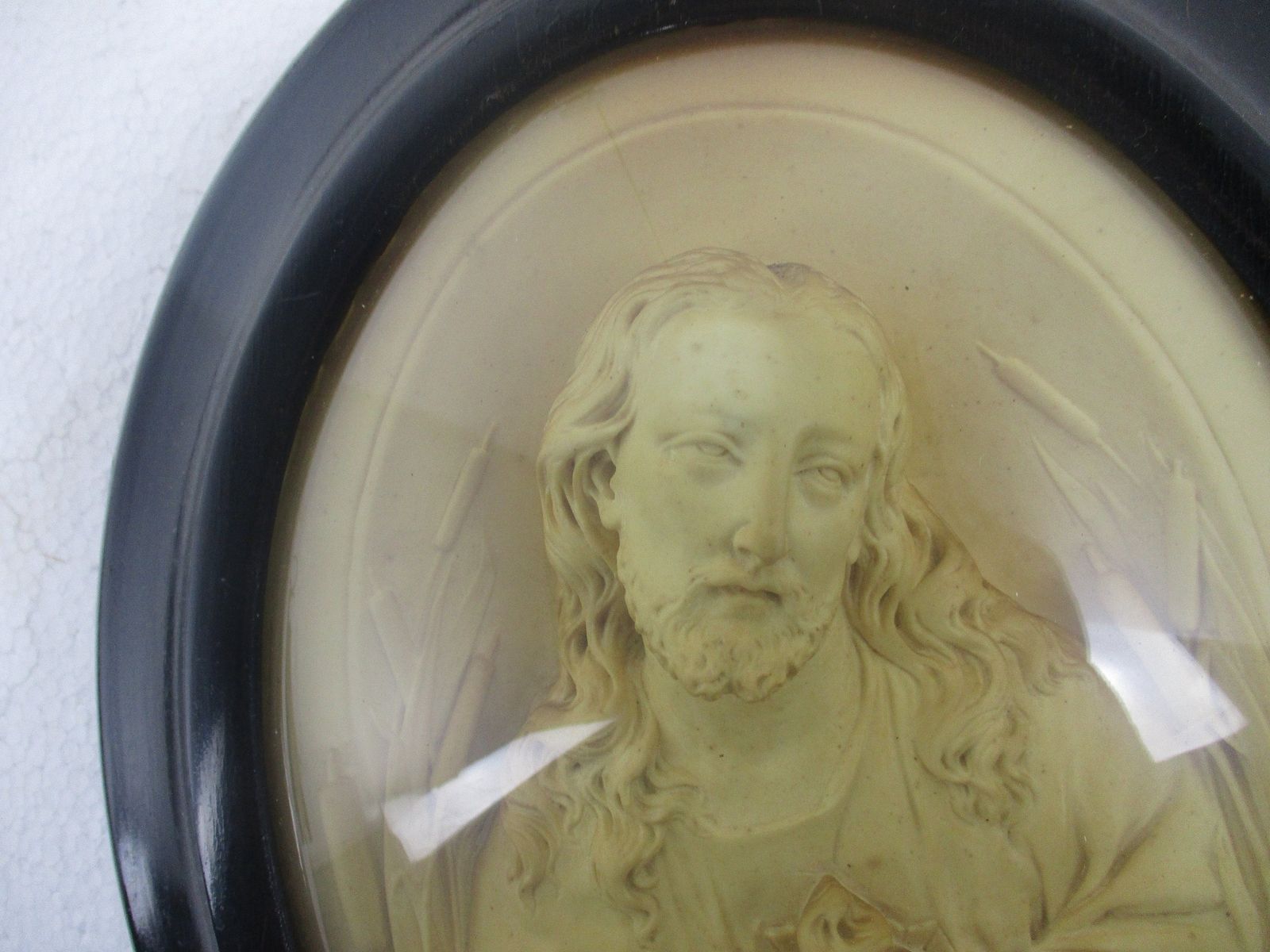 Antique Oval Ornate Wooden Frame  Convex Glass Dome Jesus Christ Holy Sacred Hea photo furniture