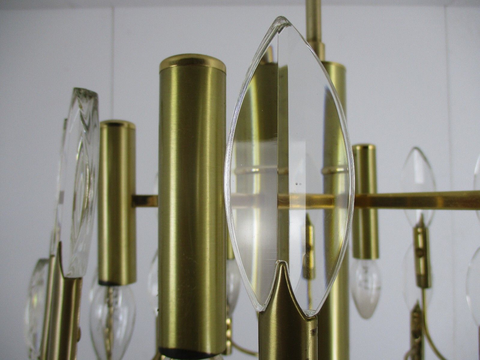 photo furniture Hollywood Regency 1970s Chandelier Lamp Oscar Torlasco For Stilkronen Italy