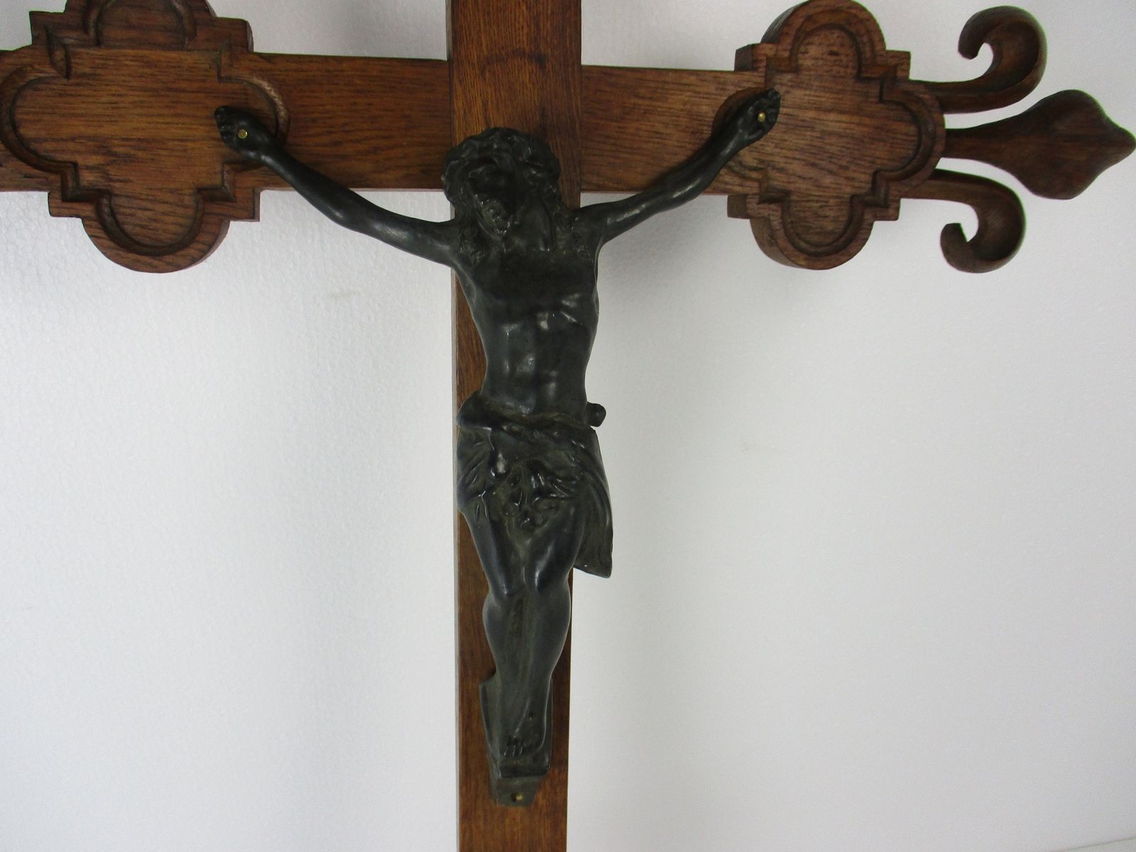 Xl Hand Carved Wood Hanging Ornate Church Chapel Crucifix French Fleur De Lis Fa photo for sale