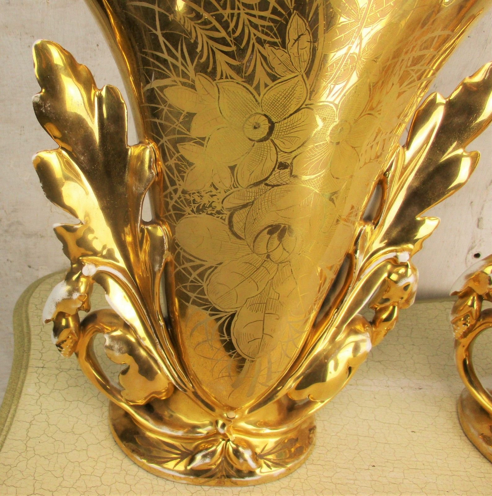 Xl Couple Antique Vieux Paris Porcelain Fan Flair Vases Church Chapel Gold Gilt photo Home Decor