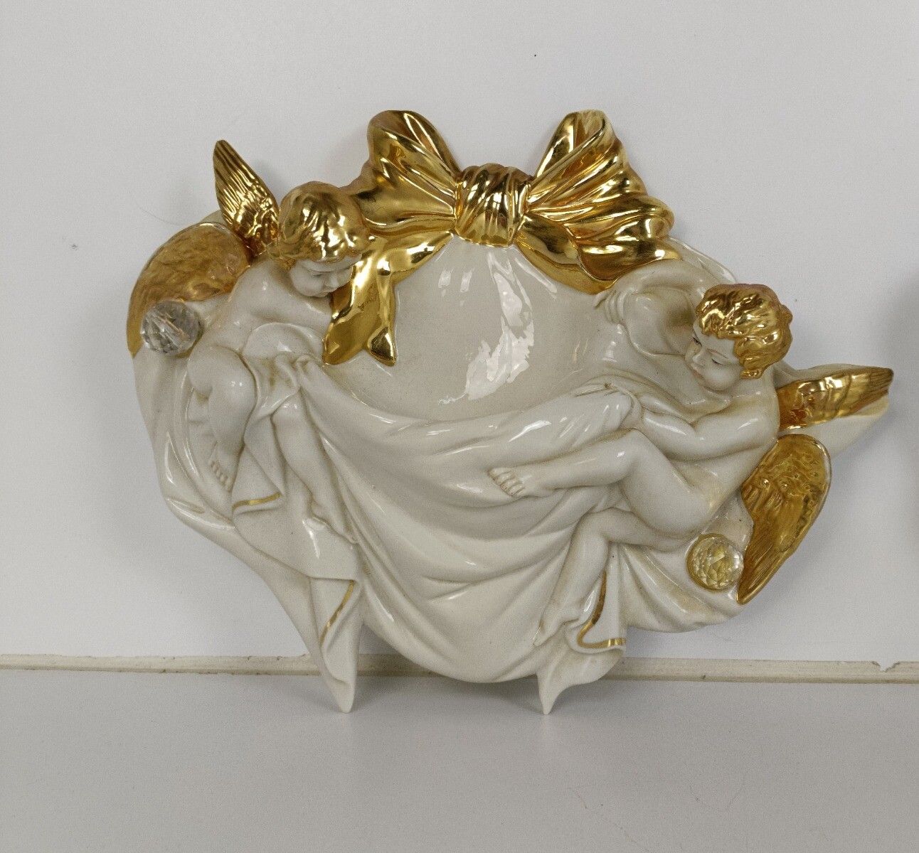 Pair Capodimonte Bedin Wall Hangings Planters Fonts Porcelain Italy Angels Gold photo furniture