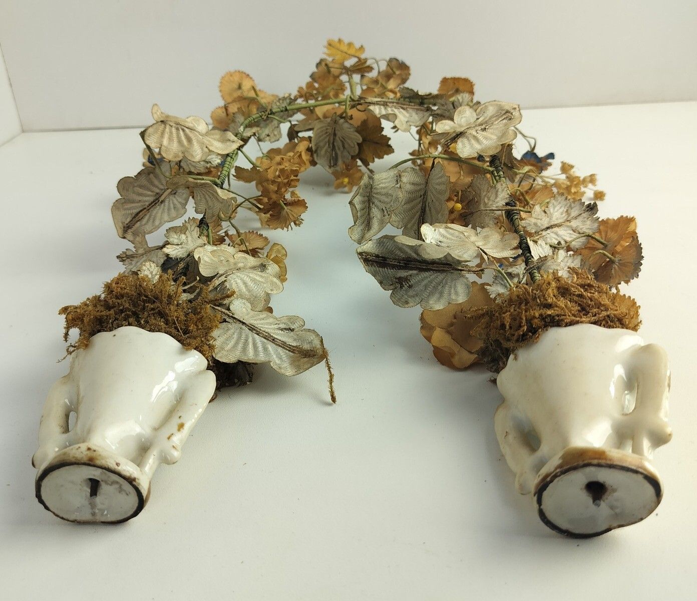 photo for sale Couple Porcelain Fan Flair Vases Silk Flower Bridal Bouquet Vieux Paris Antique