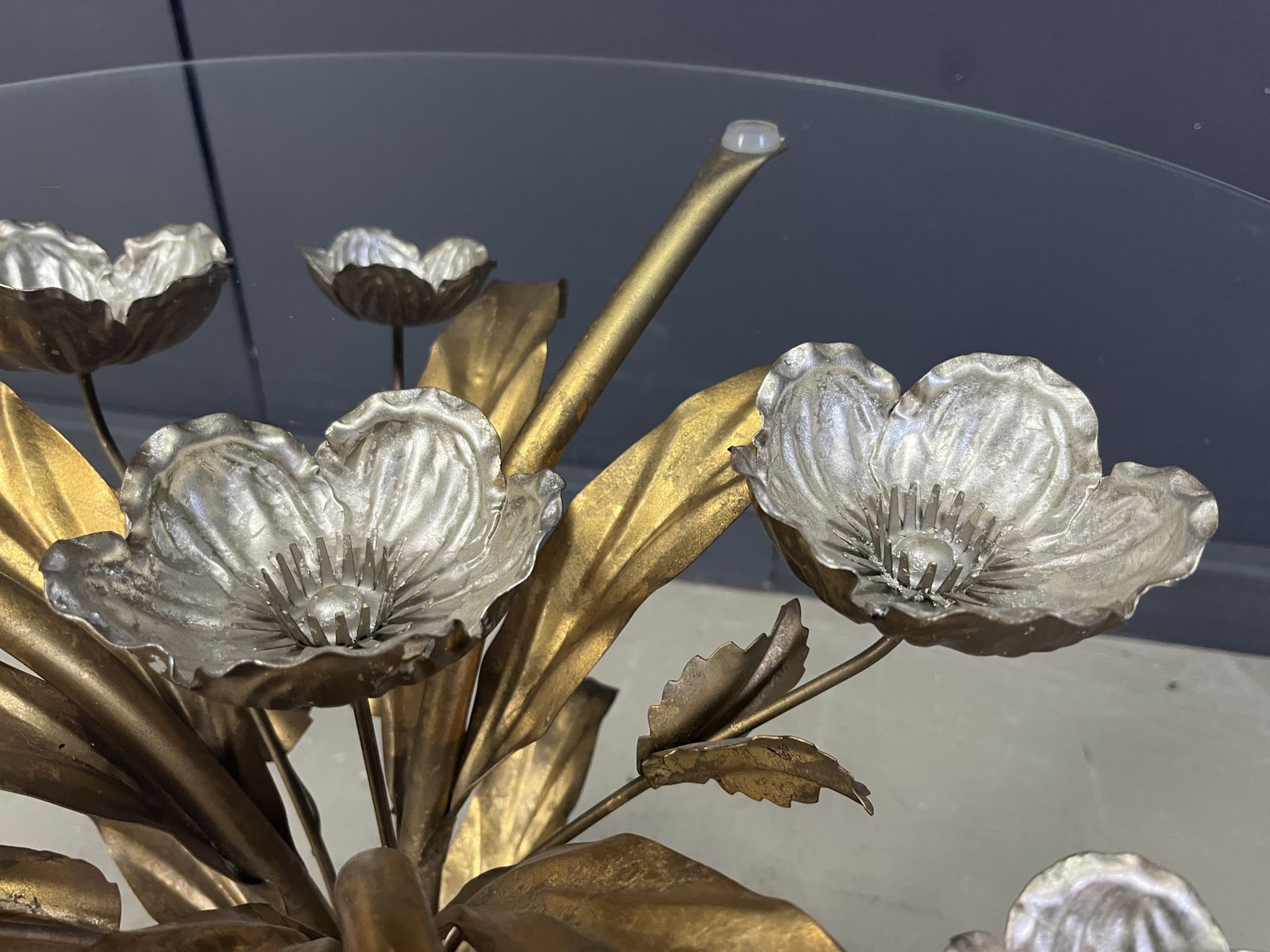 Vintage Gilt Metal Flower Side Table, 1960s photo 595.0