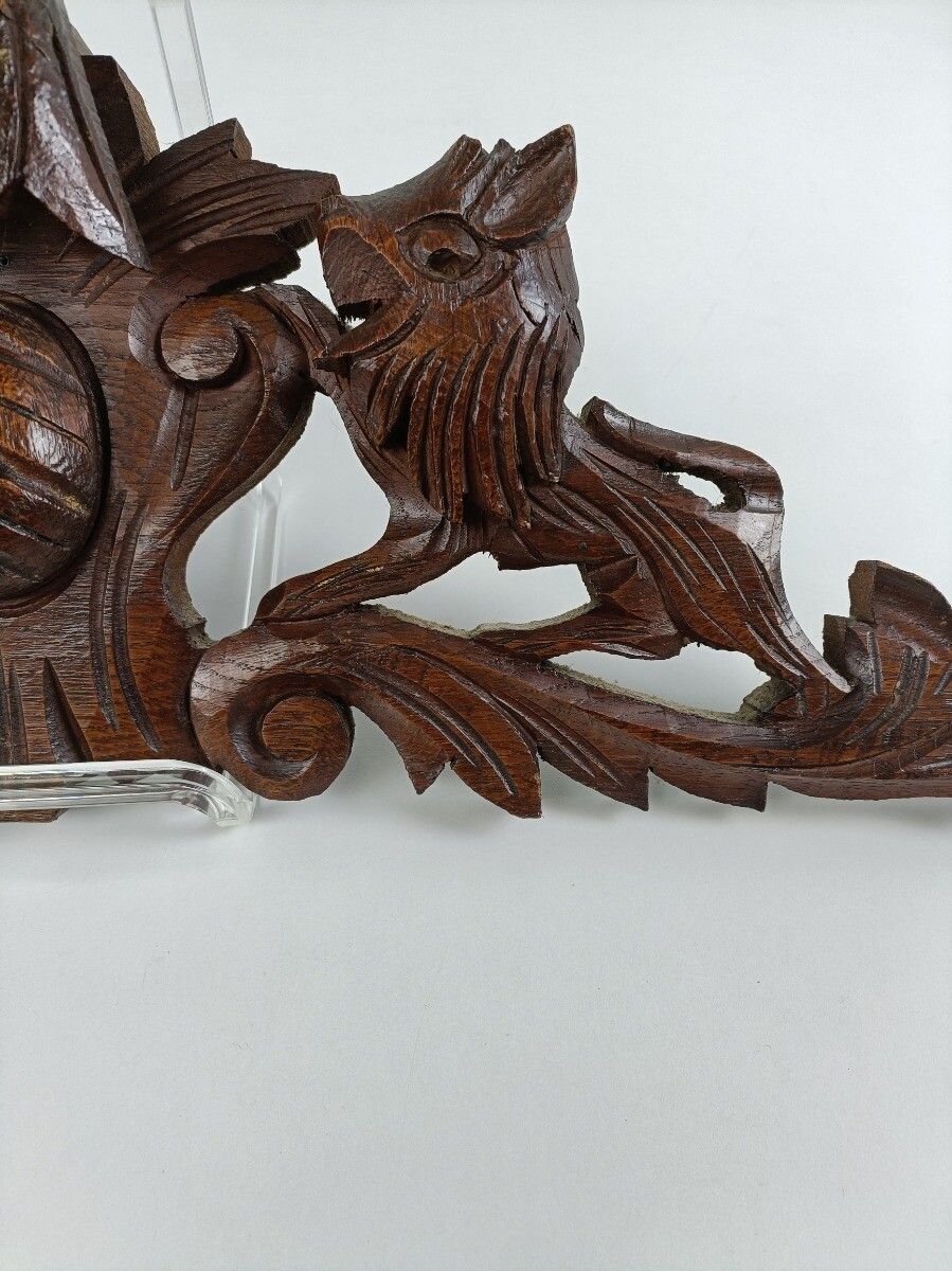 Hand Carved Ornate Antique Pediment Over Door Wood Animals Foxes Reclaimed Archi photo vintage