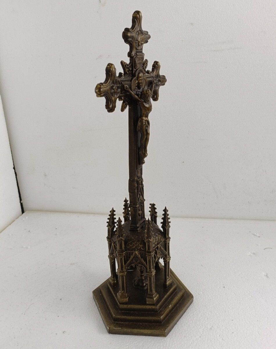 Ornate Spelter Faux Brass Chalice Standing Crucifix Towers Cross Chalice Very Sp photo 244.0
