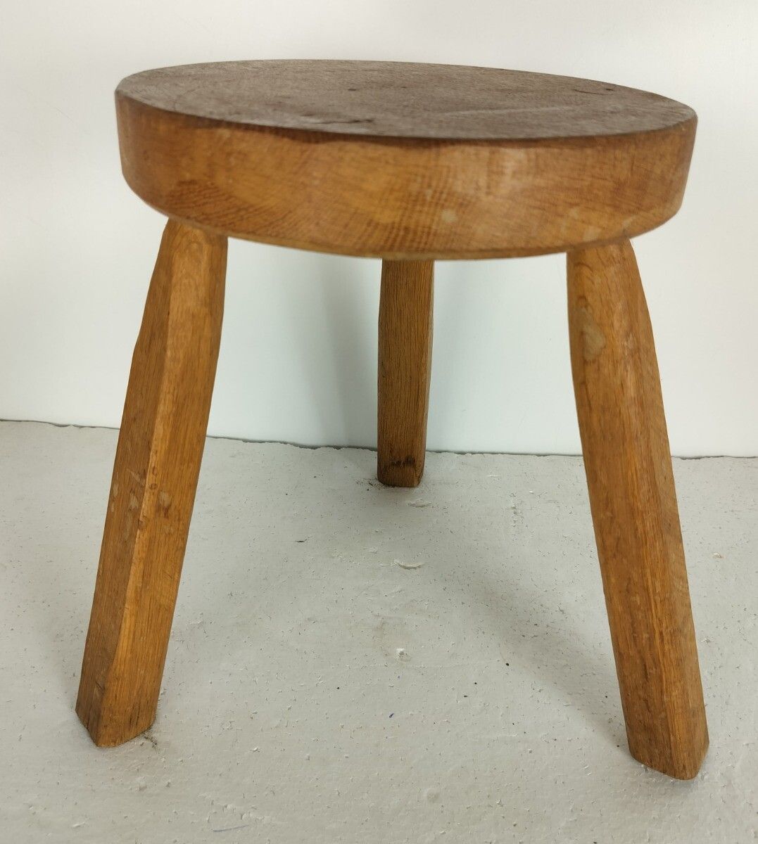 Vintage Milking Stool Pedestal Plant Stand Side Table Farmhouse Barn Style Tripo photo furniture
