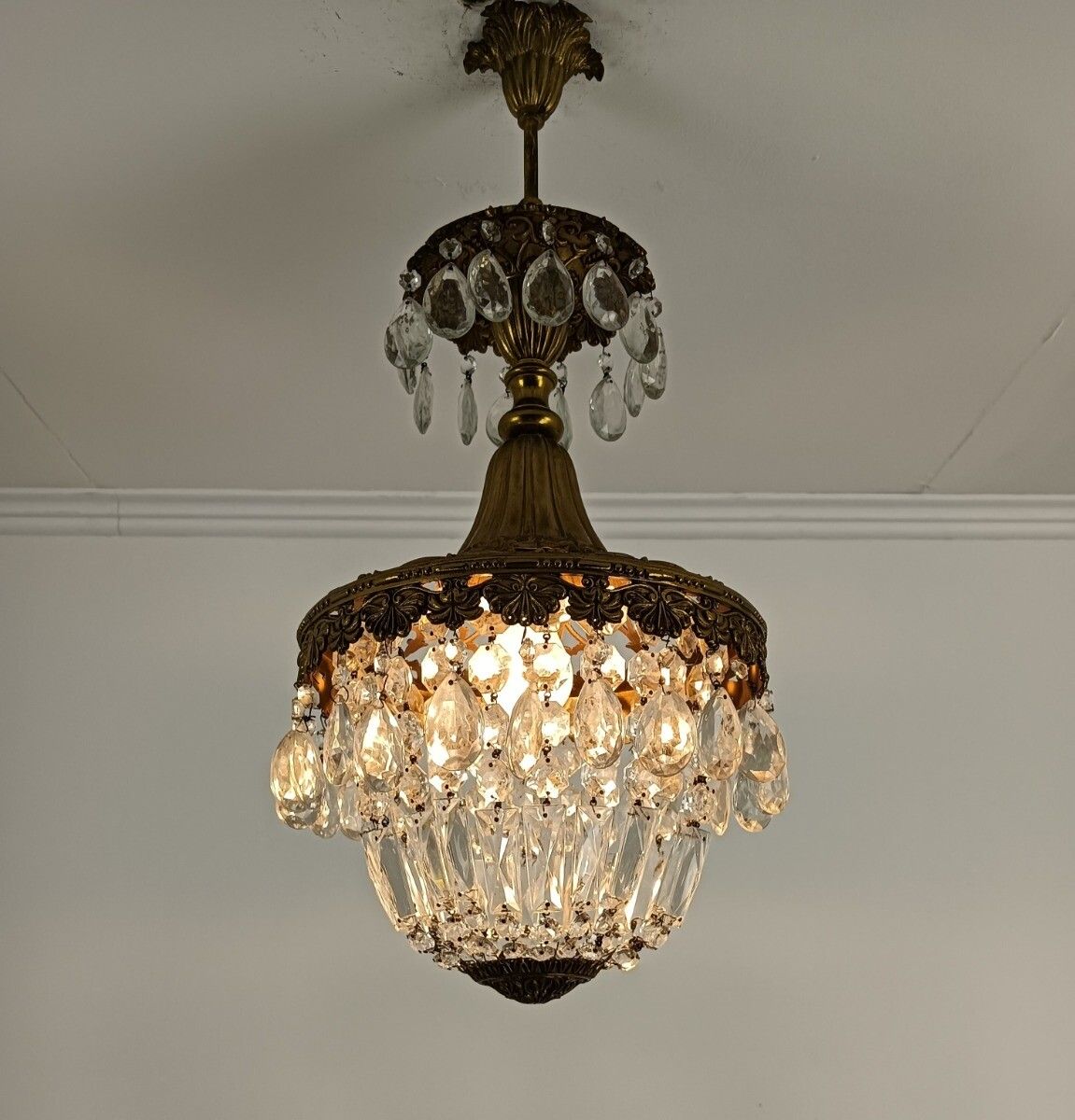 French Wedding Bag Chandelier Romantic Ornate Brass 1 Light Art Glass Prisms Vin photo for sale