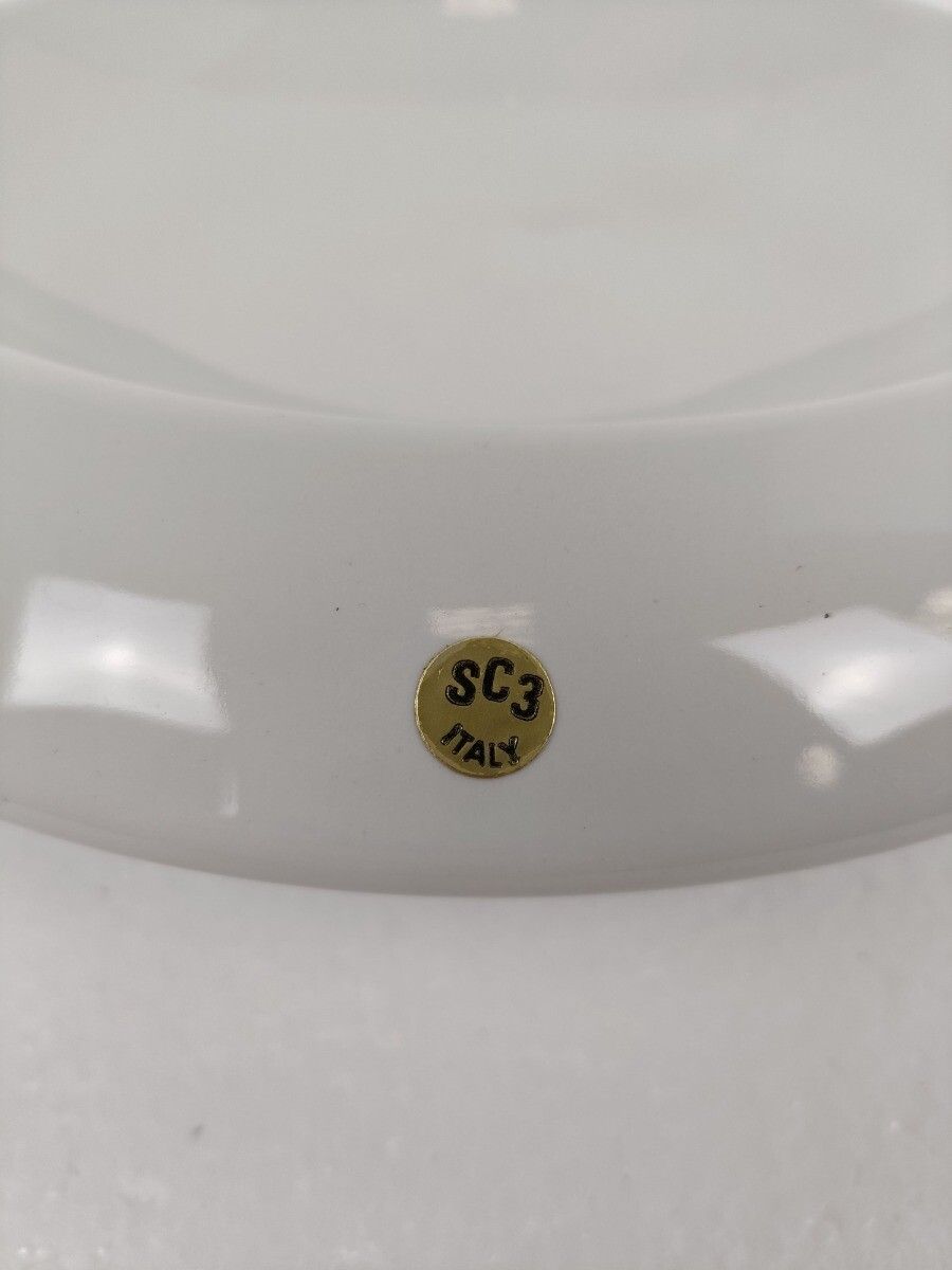 photo furniture Pino Spagnolo For Sicart Italy, 1960/70's Space Age Dish Bowl Collector White